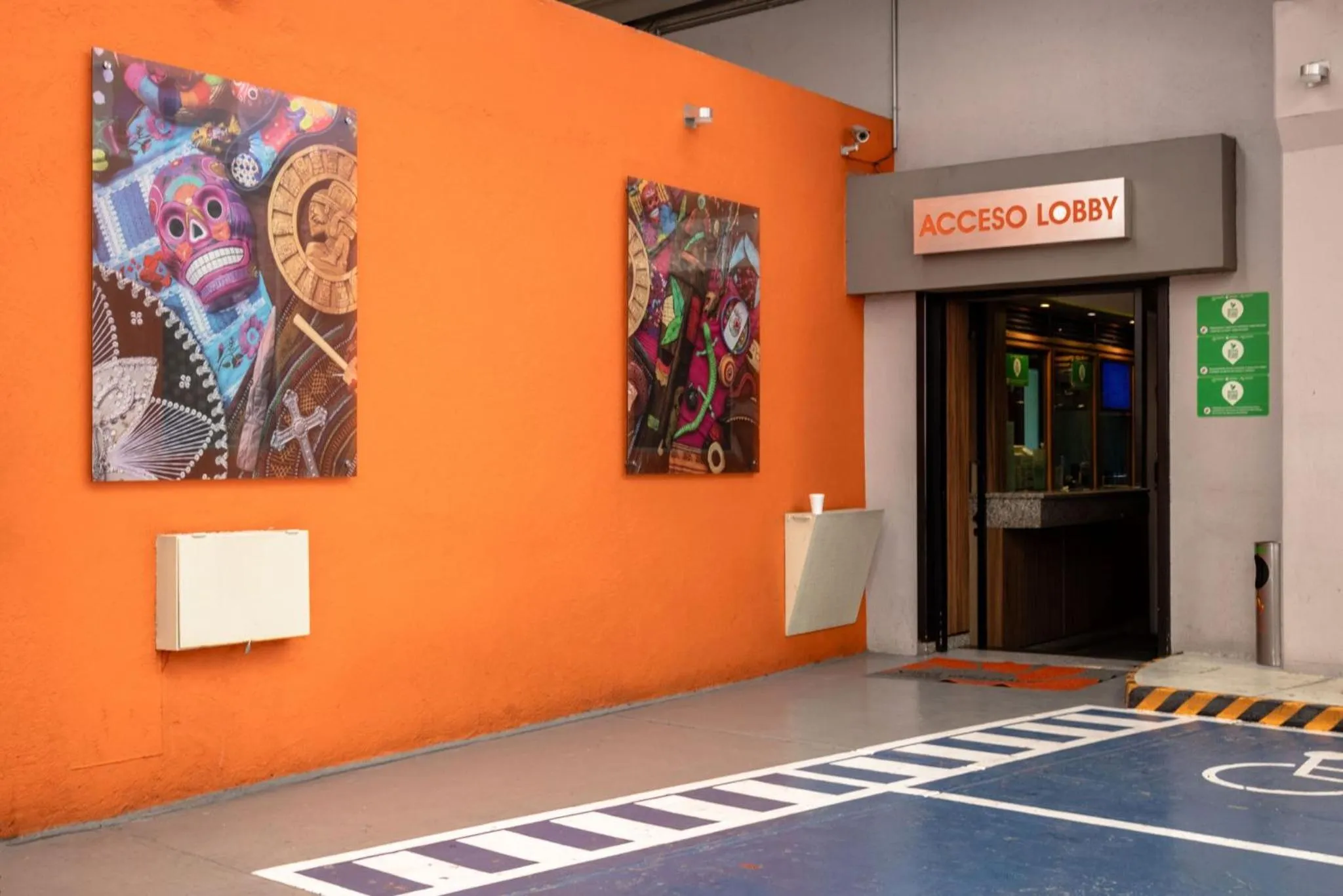 Parking in Hotel Villa del Mar