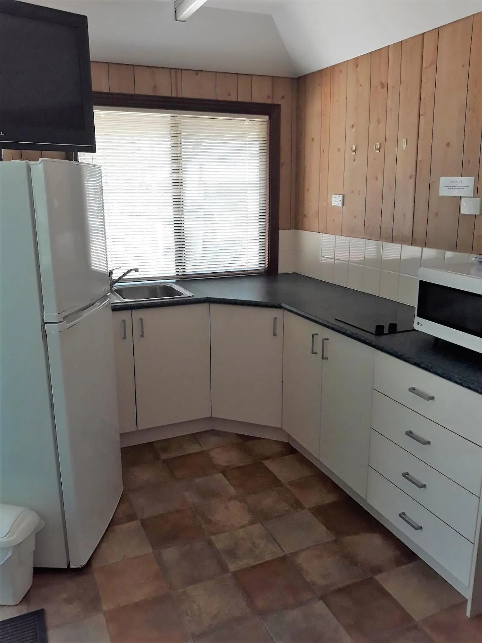 Kitchen or kitchenette in Broome Vacation Village