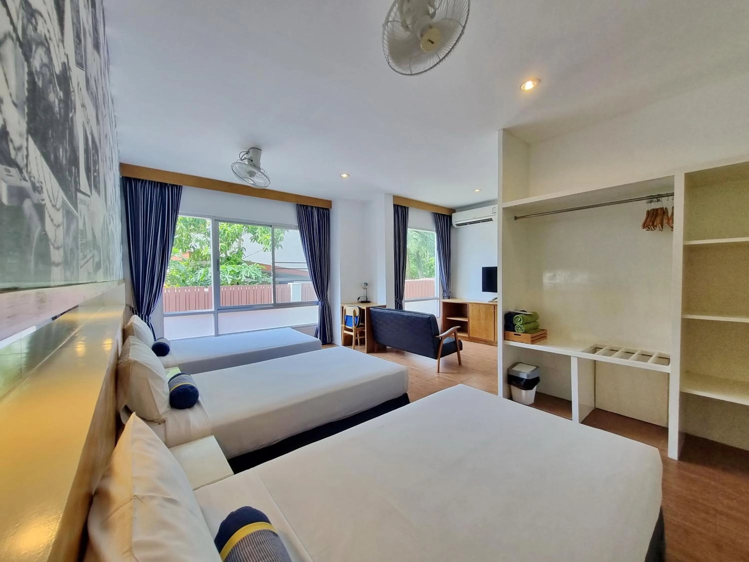 Bed in MAR24 Koh Tao Hotel