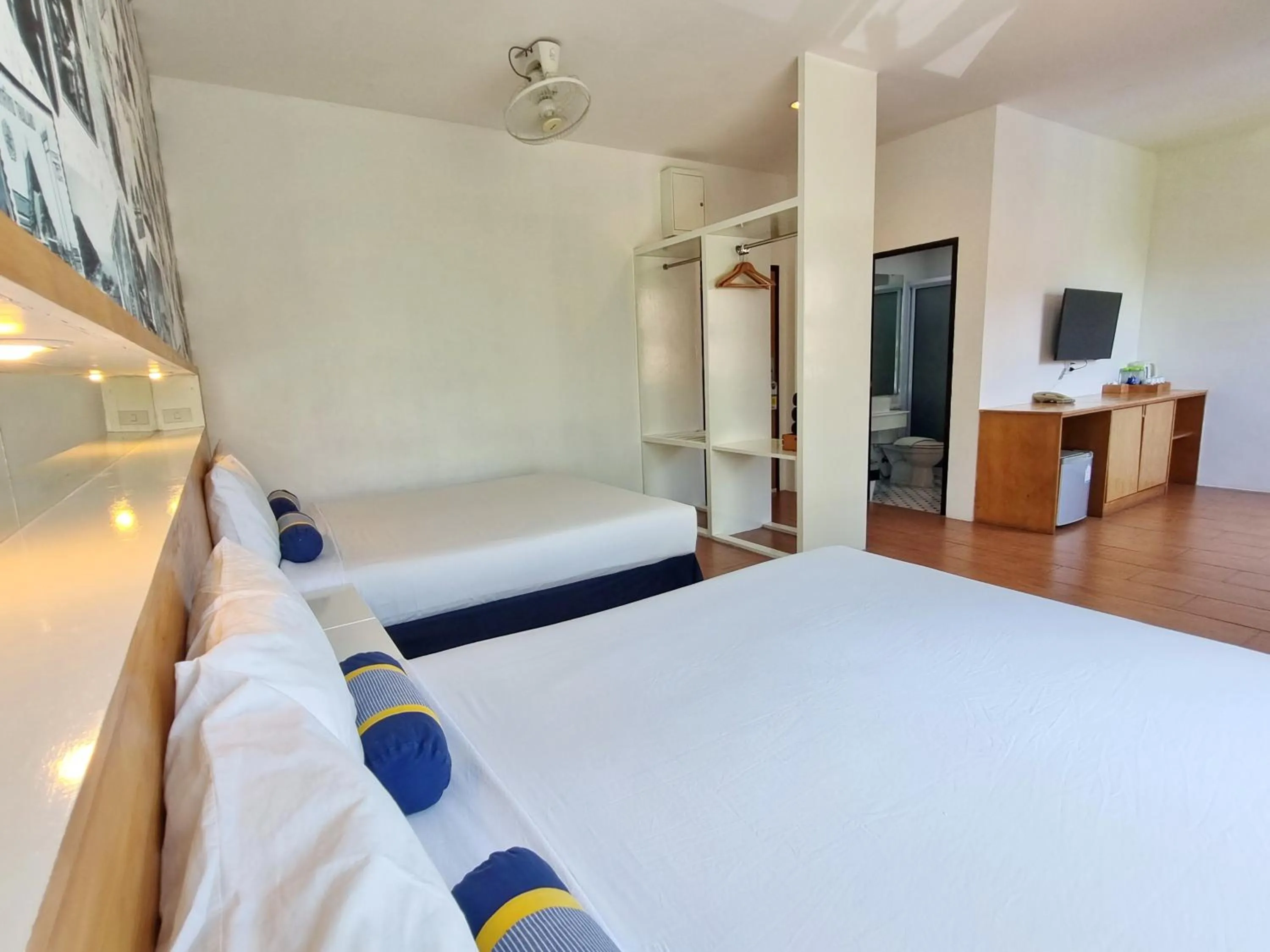 Bed in MAR24 Koh Tao Hotel