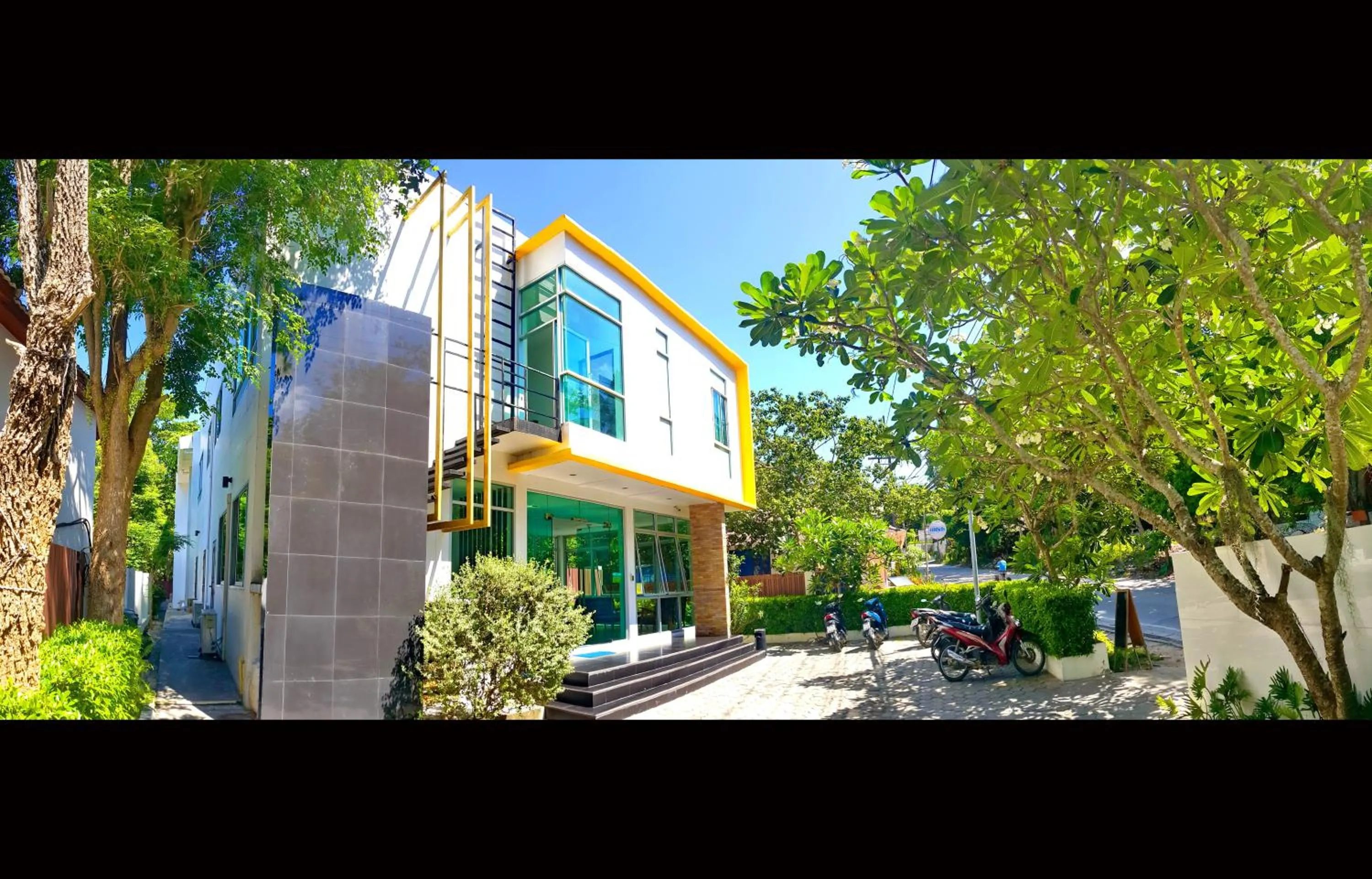 Area and facilities in MAR24 Koh Tao Hotel