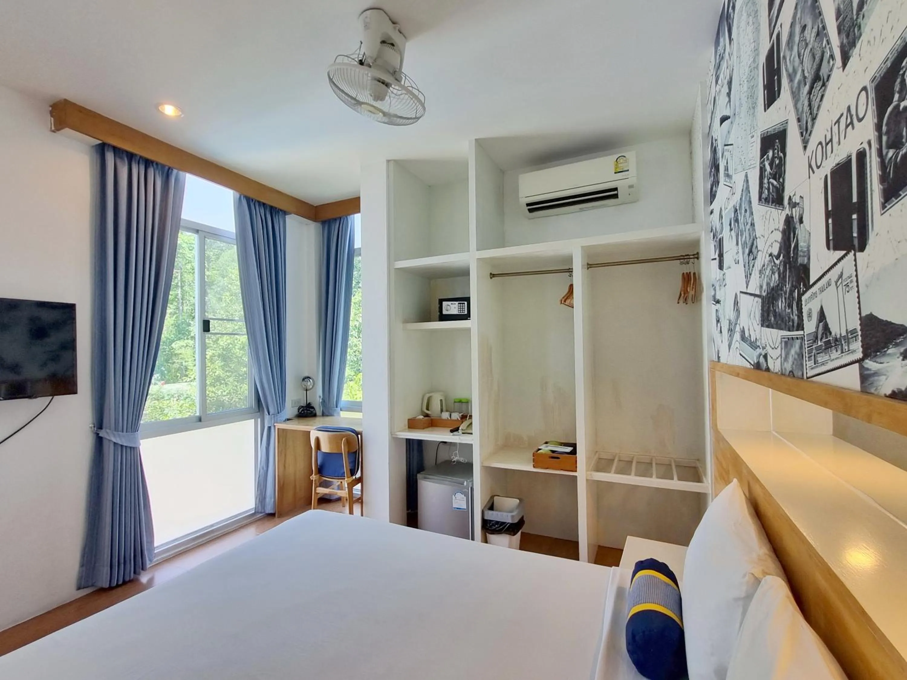 TV and multimedia, Bed in MAR24 Koh Tao Hotel