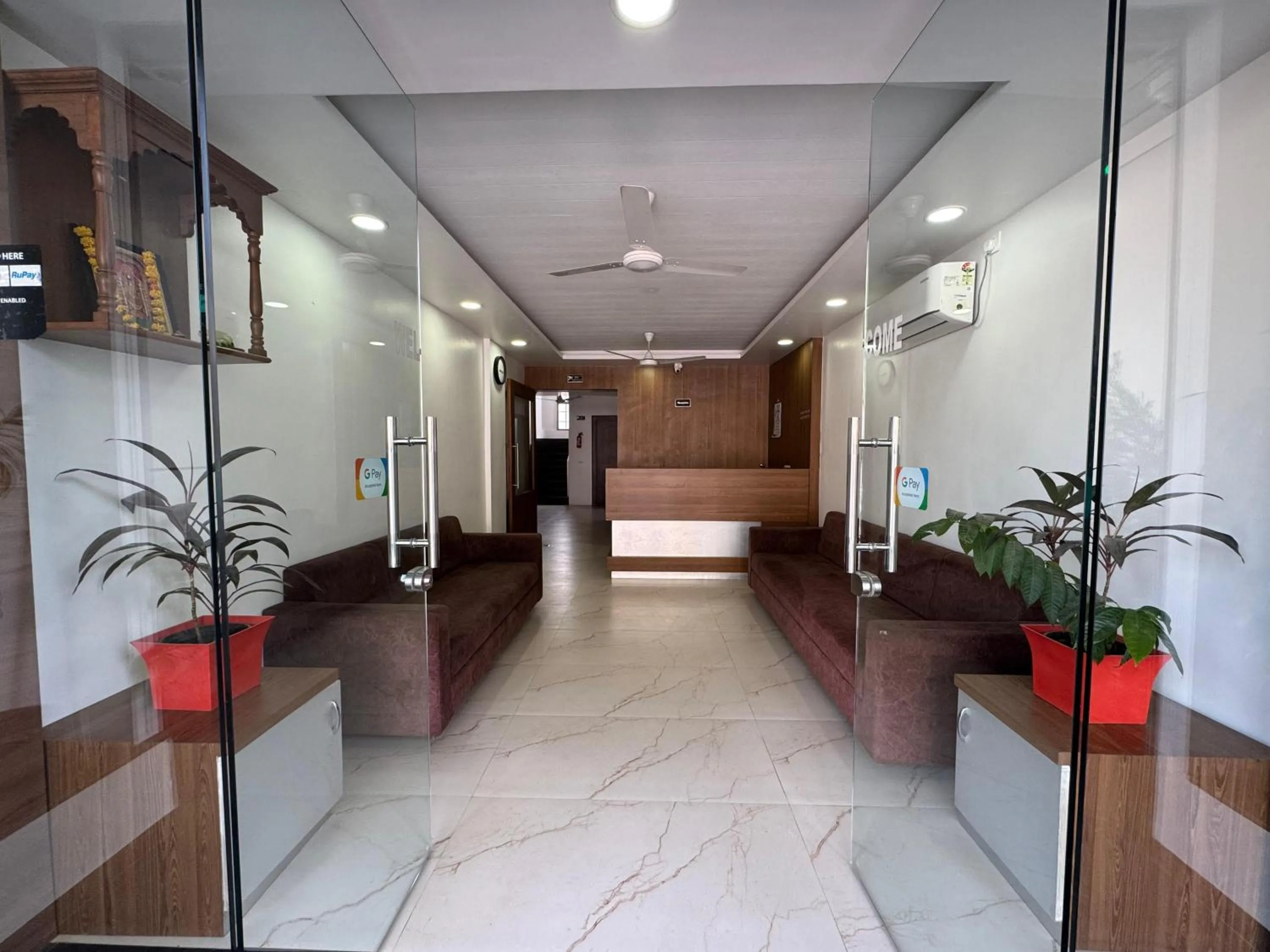 Lobby or reception in Hotel New Samrat