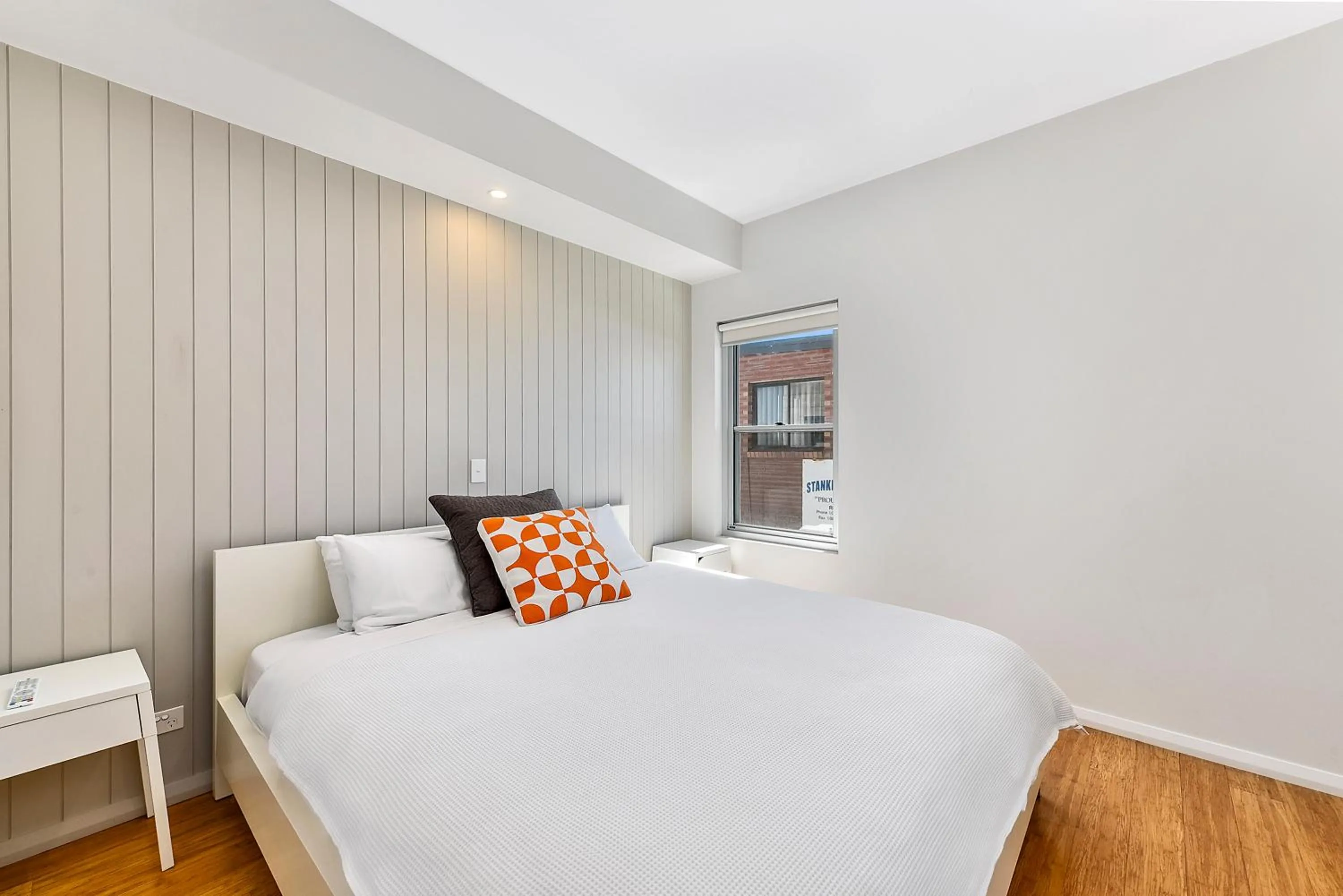 Bed in Robe Marina Accommodation