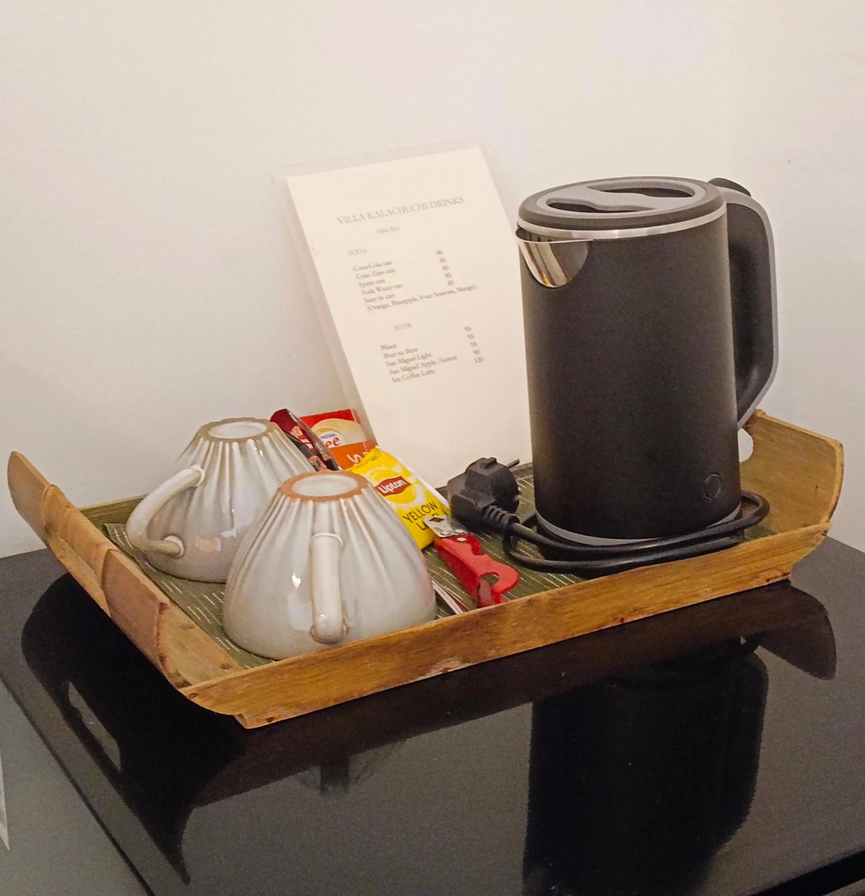 Coffee/tea facilities in Villa Kalachuchi V.K