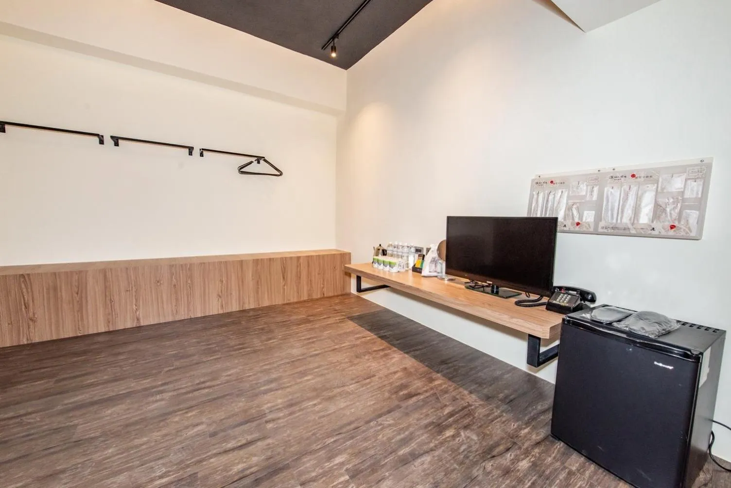 TV and multimedia in Traveller Inn Tiehua Cultural and Creative Hotel II