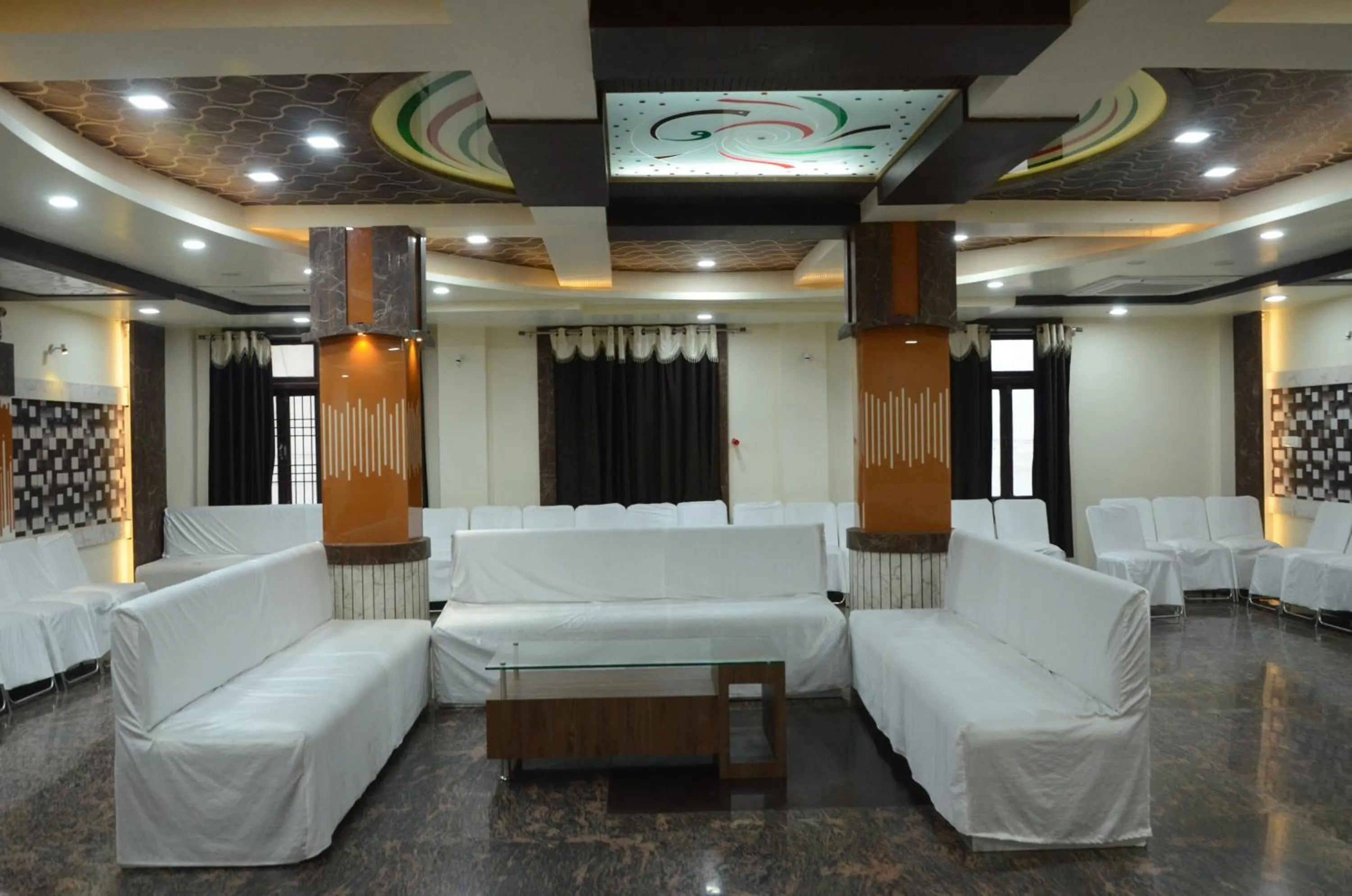 Banquet/Function facilities in Hotel Rahil Palace