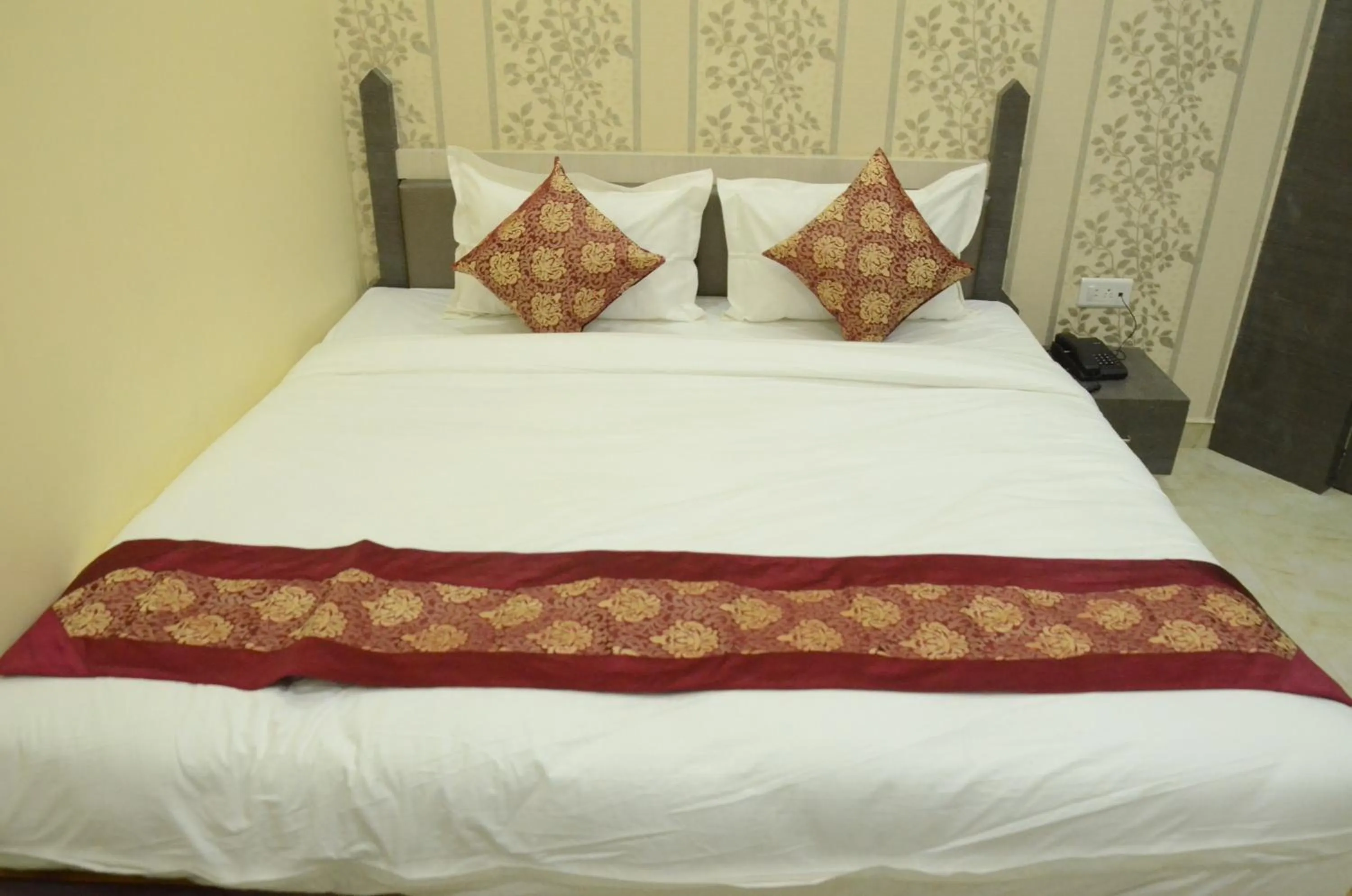 bunk bed, Bed in Hotel Rahil Palace