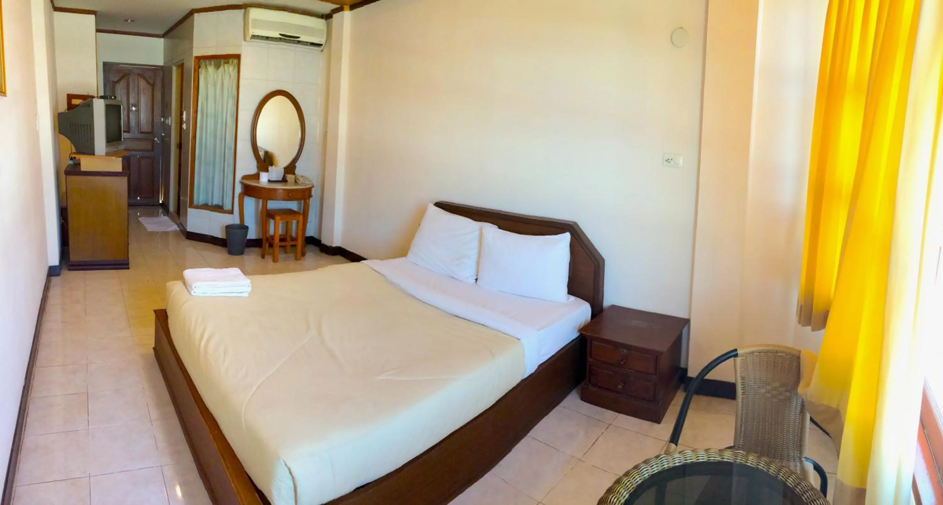 Bed in Kraisaeng Place