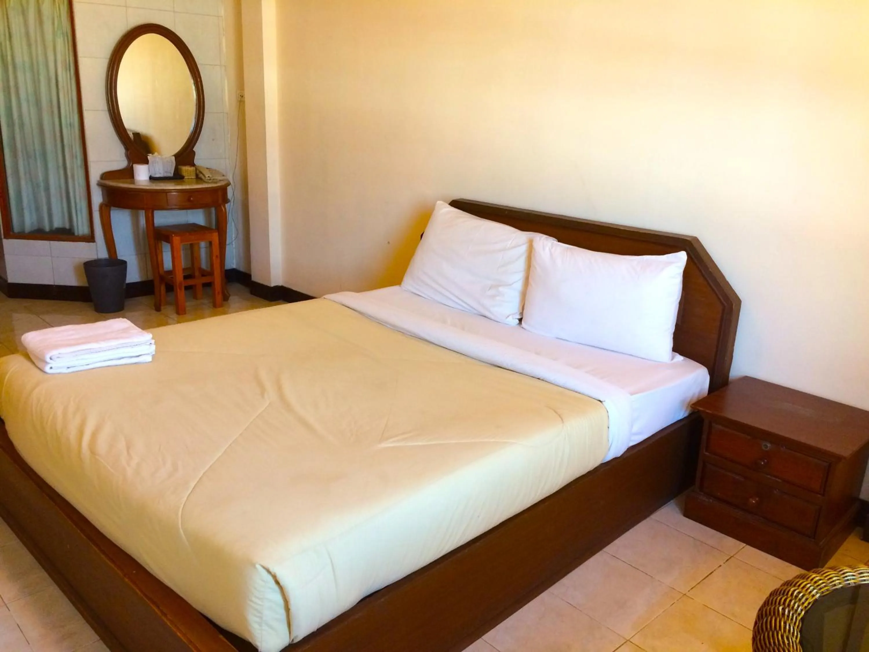 Bed in Kraisaeng Place