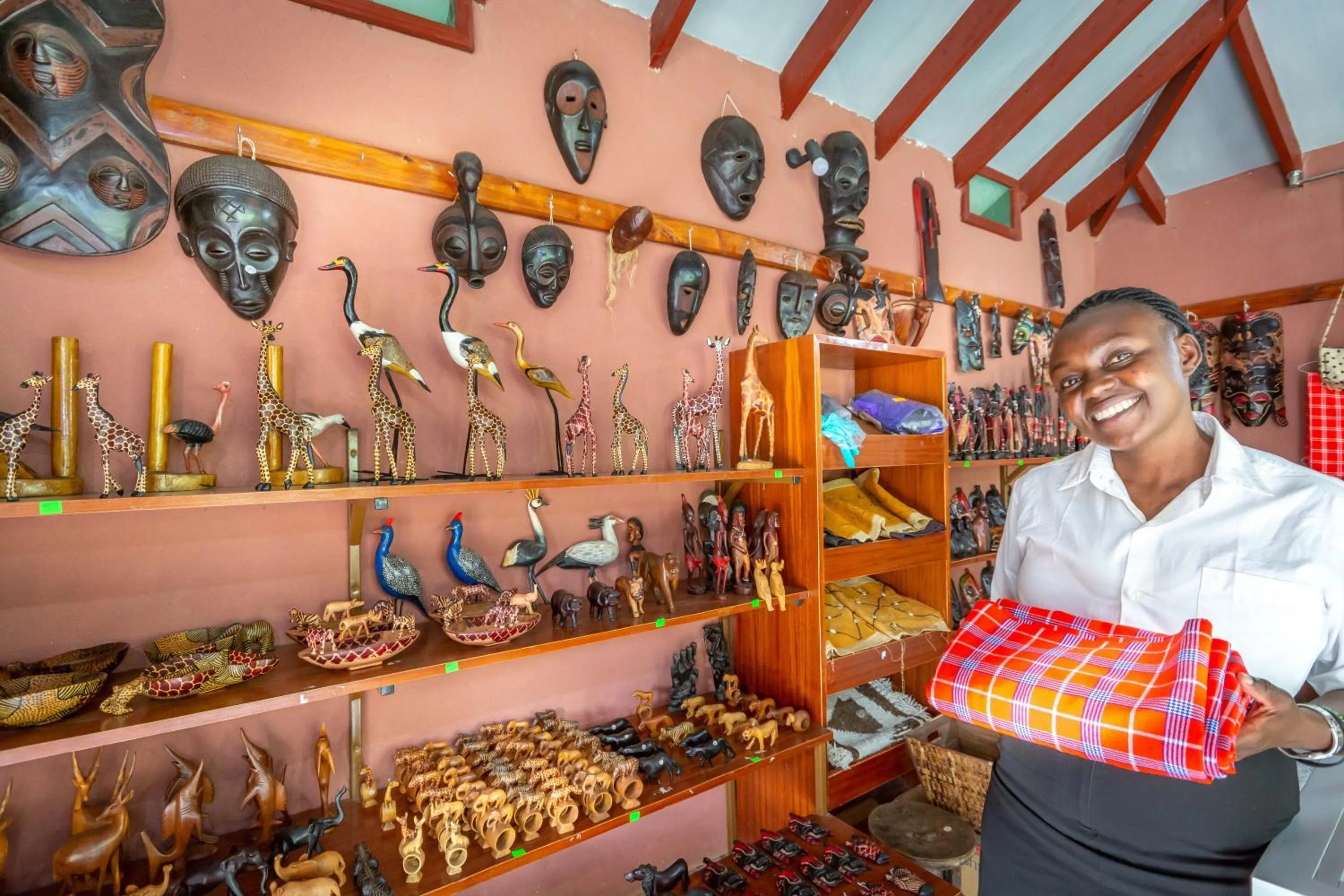 On-site shops in Lake Nakuru Lodge