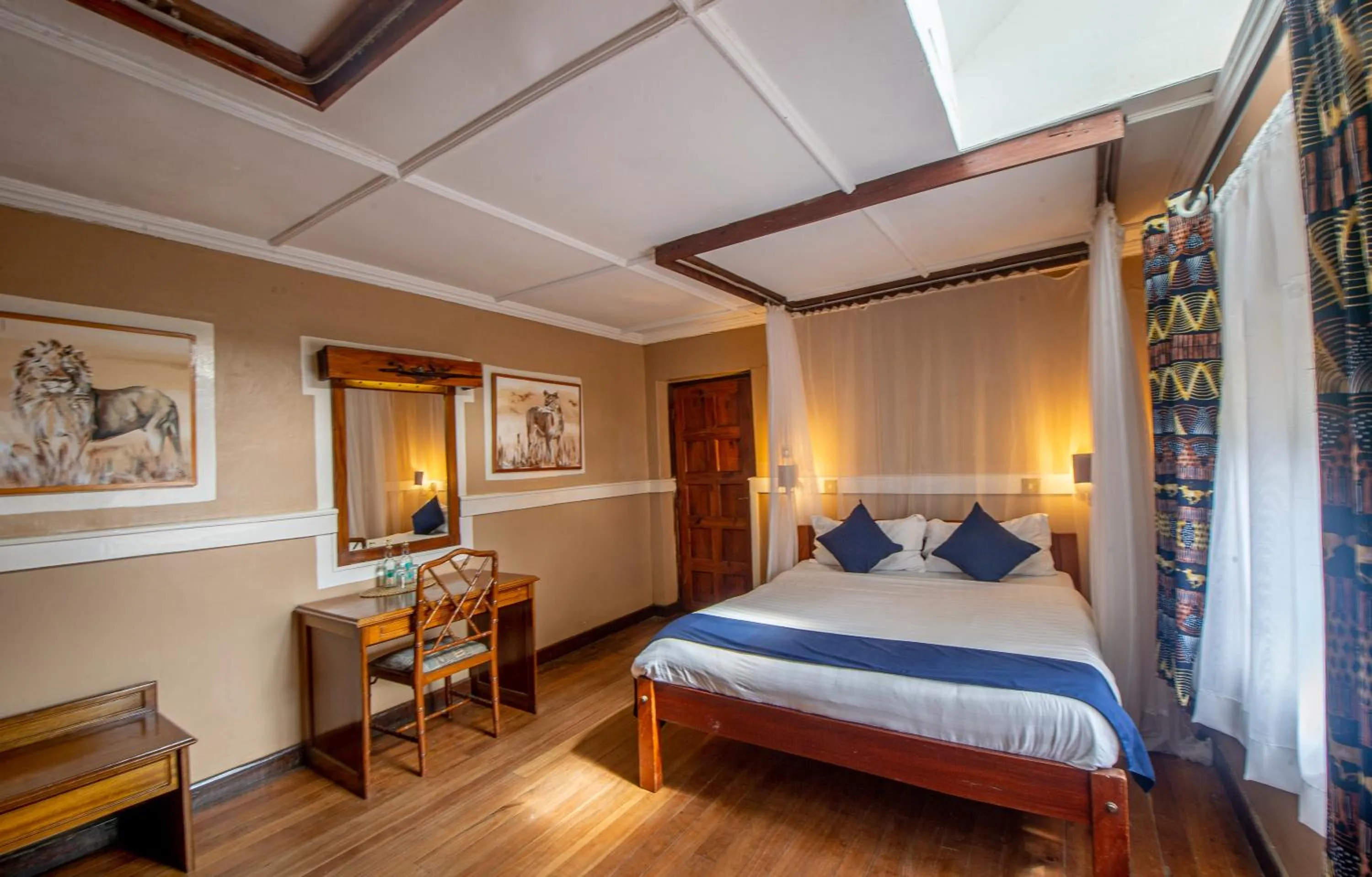 Bedroom, Bed in Lake Nakuru Lodge