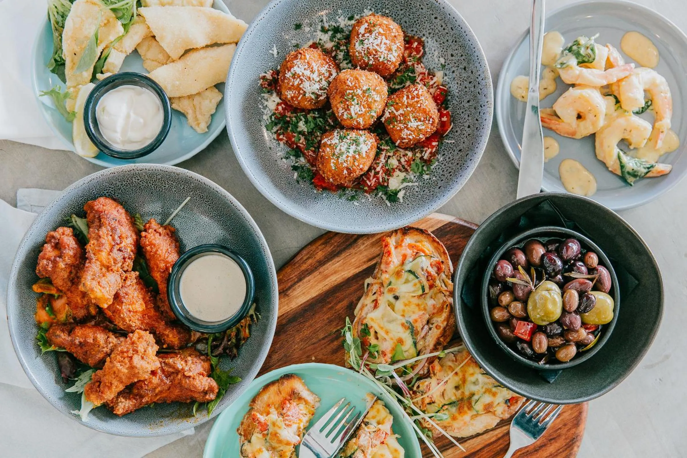 Restaurant/places to eat in Gunyah Hotel