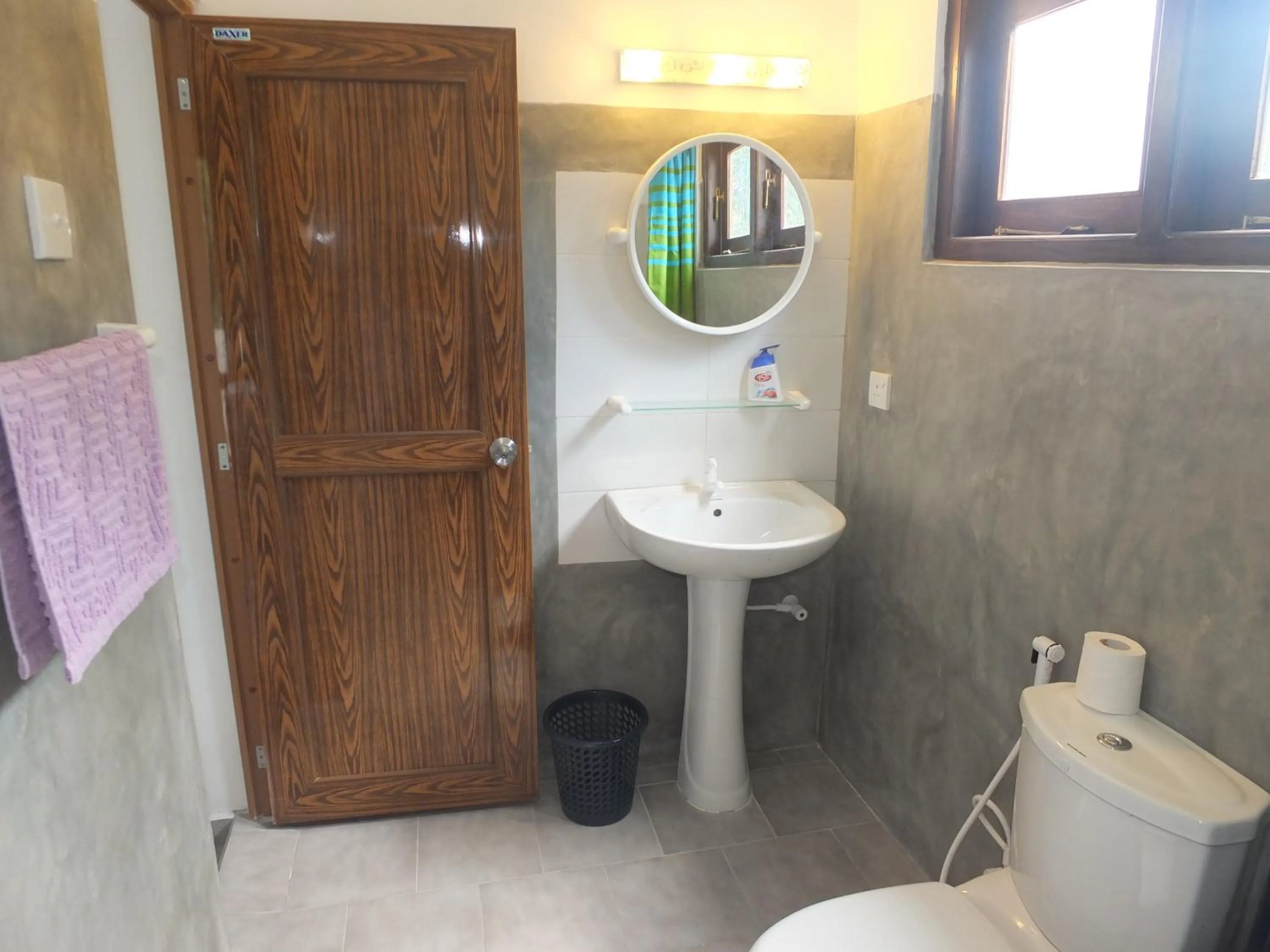 Bathroom in Emildale Villa