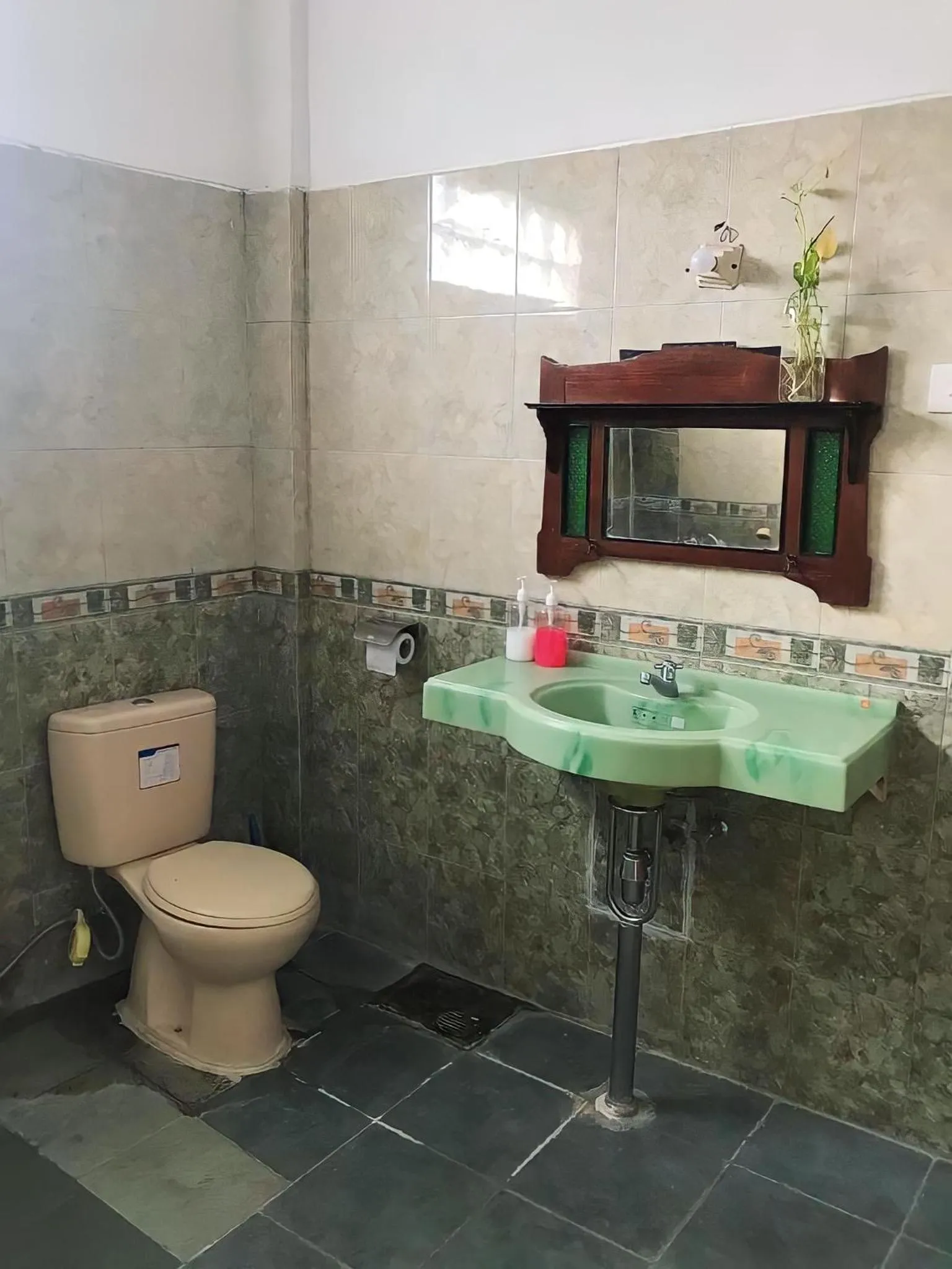 Bathroom in Glory Homestay