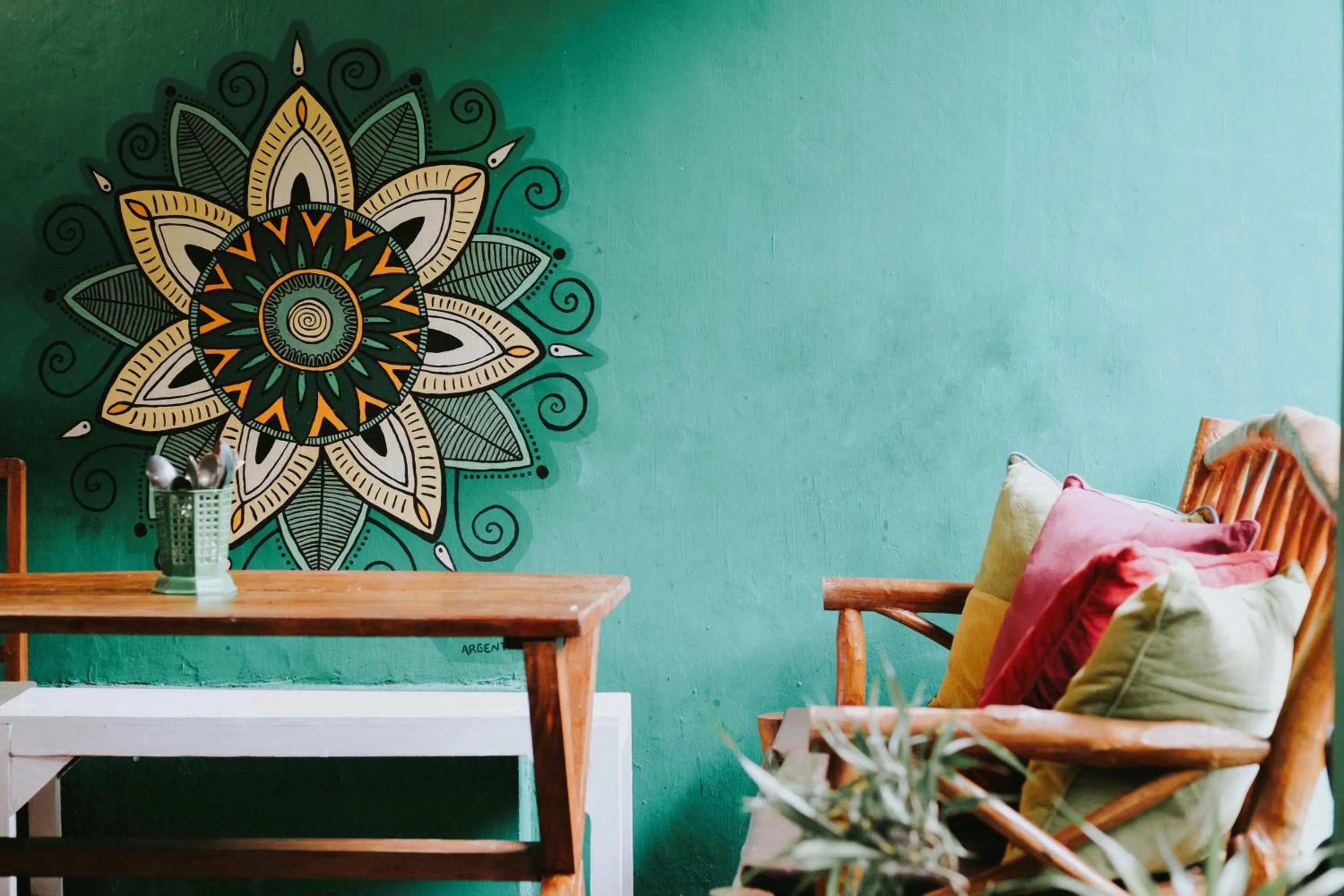 Communal lounge/ TV room in Glory Homestay