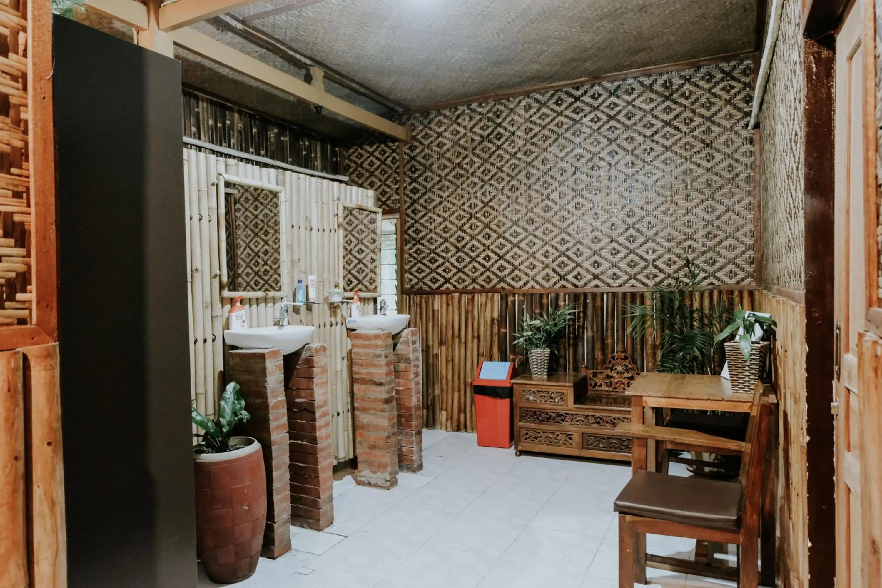 Decorative detail in Glory Homestay