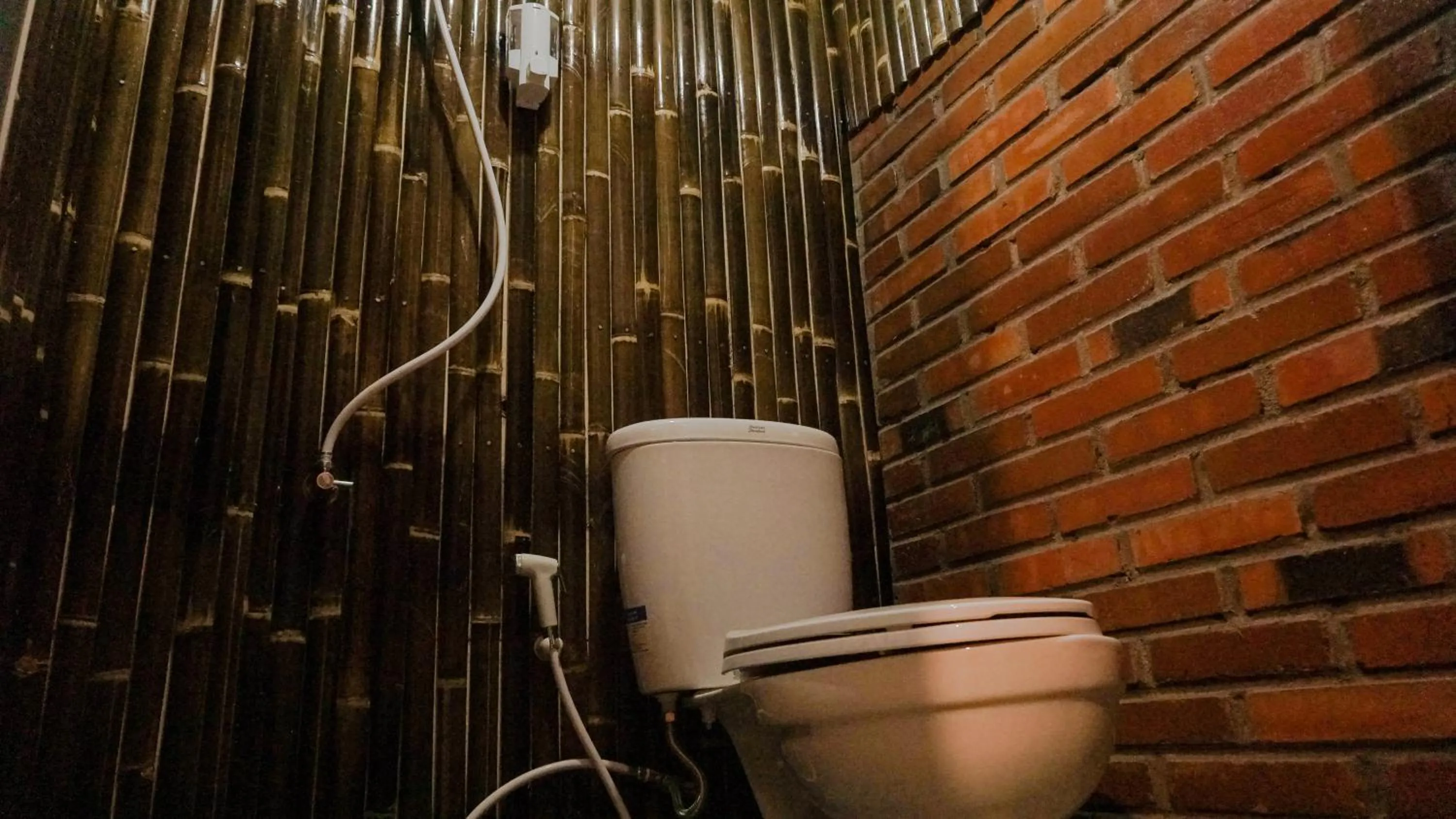 Shower in Glory Homestay