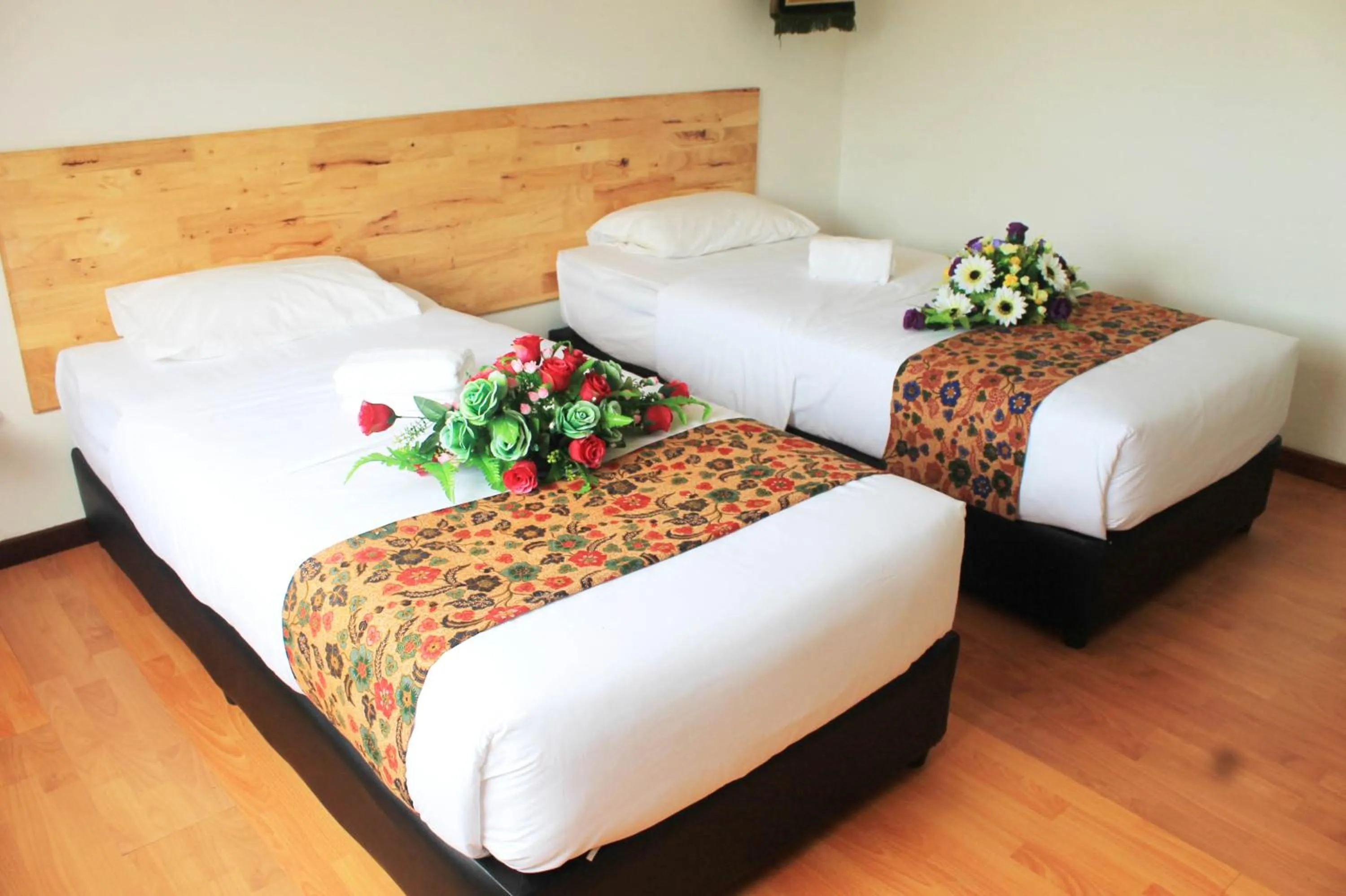 Bed in AM Transit Inn Kuala Terengganu