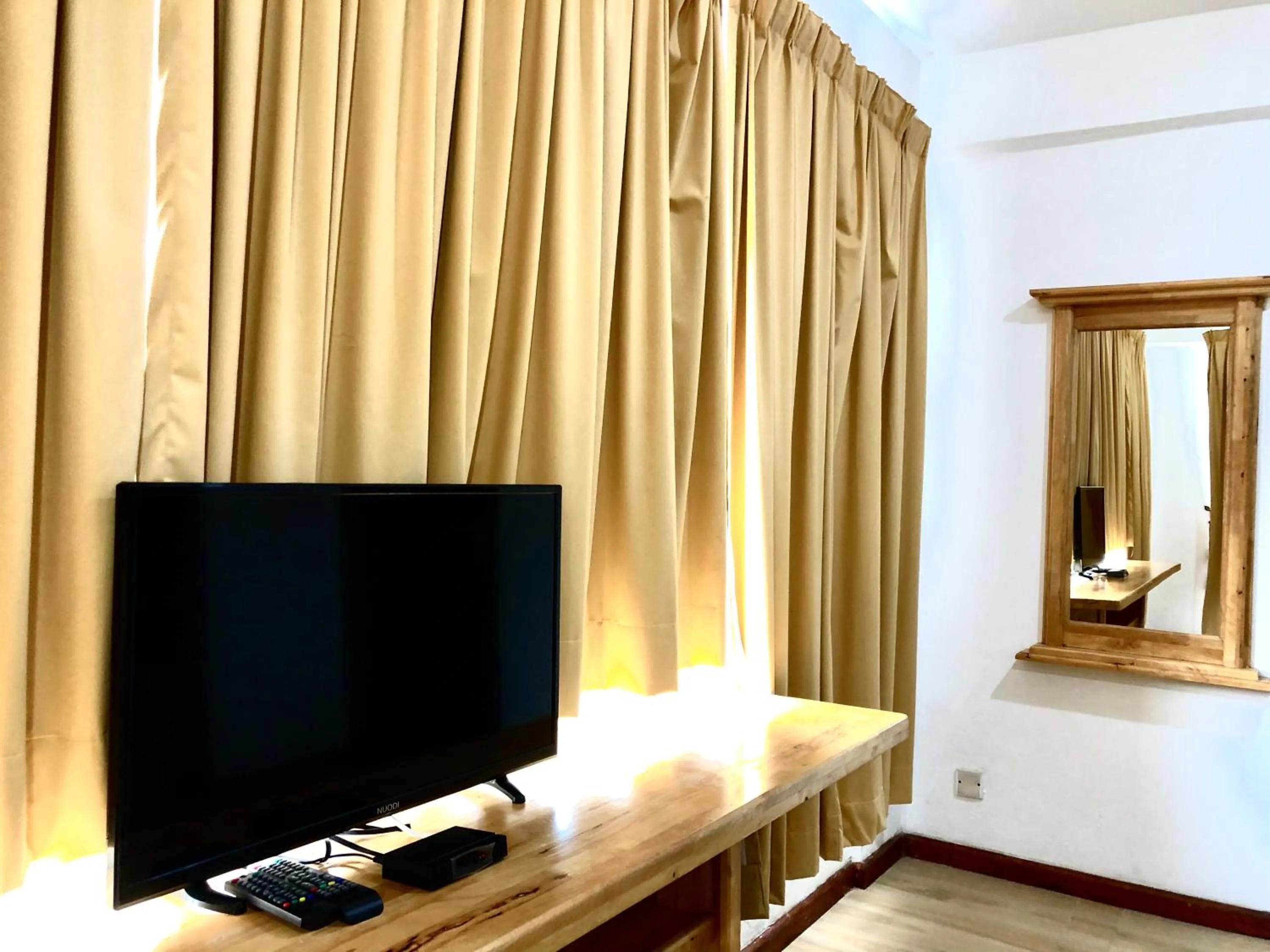 TV and multimedia in AM Transit Inn Kuala Terengganu