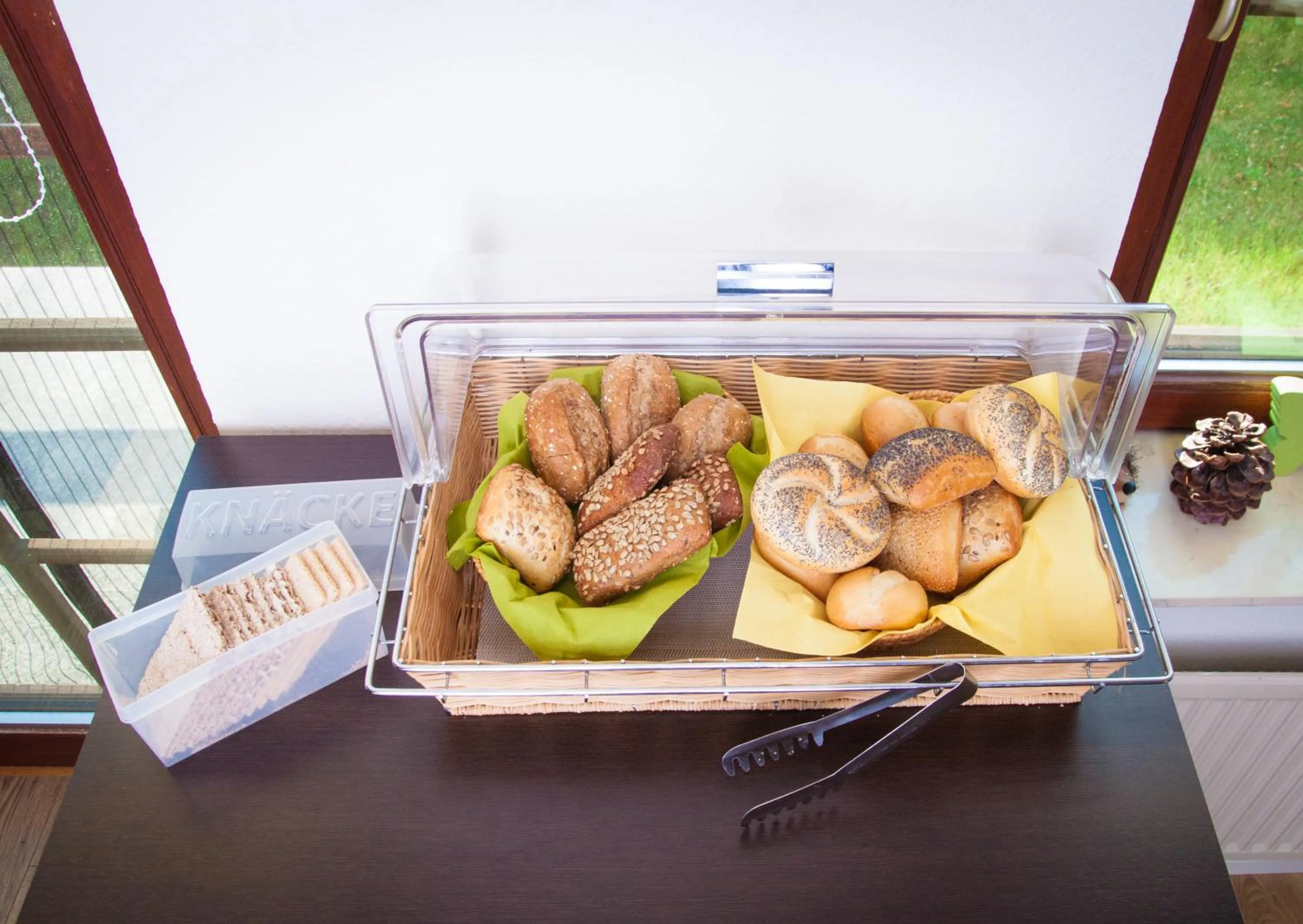 Buffet breakfast in Garni-Hotel An der Weide