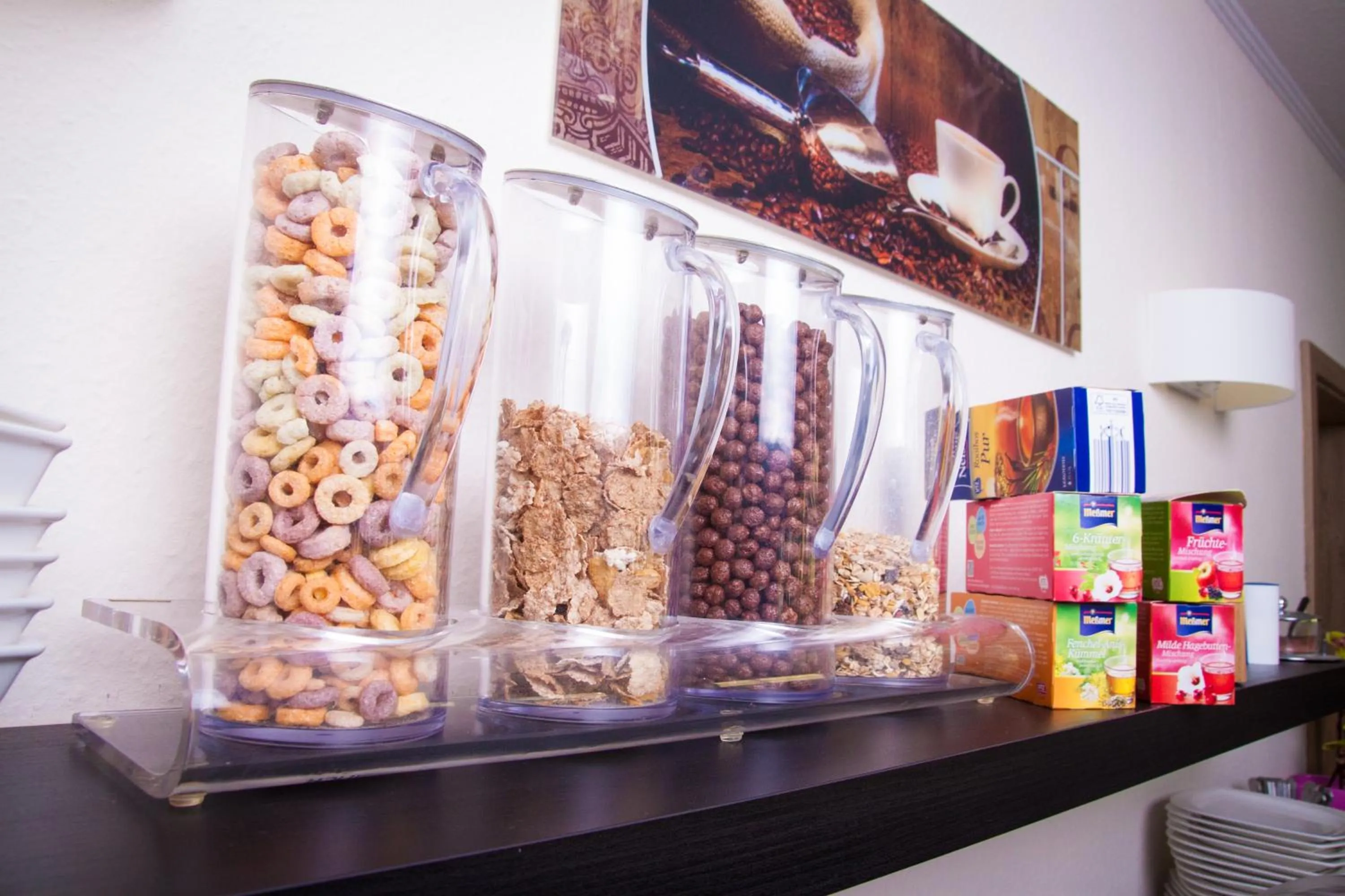 Buffet breakfast in Garni-Hotel An der Weide