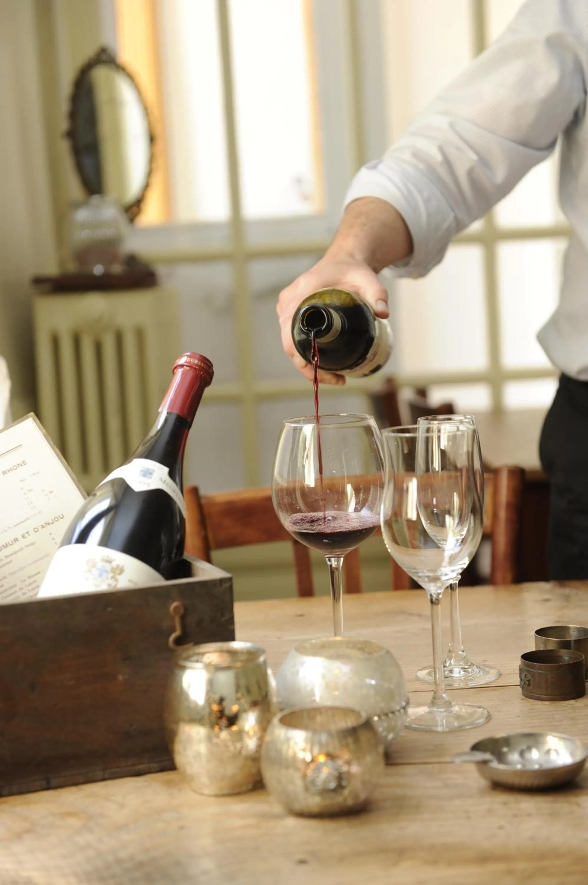 Restaurant/places to eat in Hôtel De La Providence