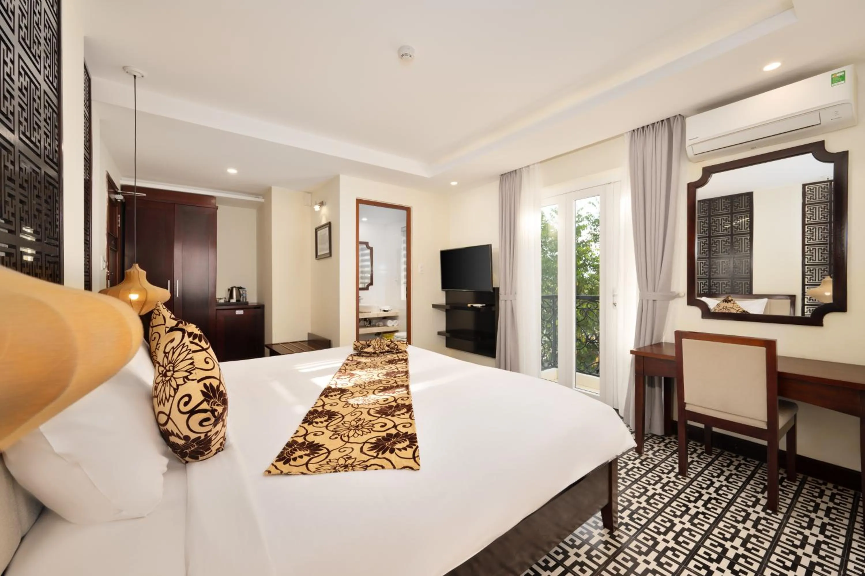 City view, Bed in Hoi An Canal House