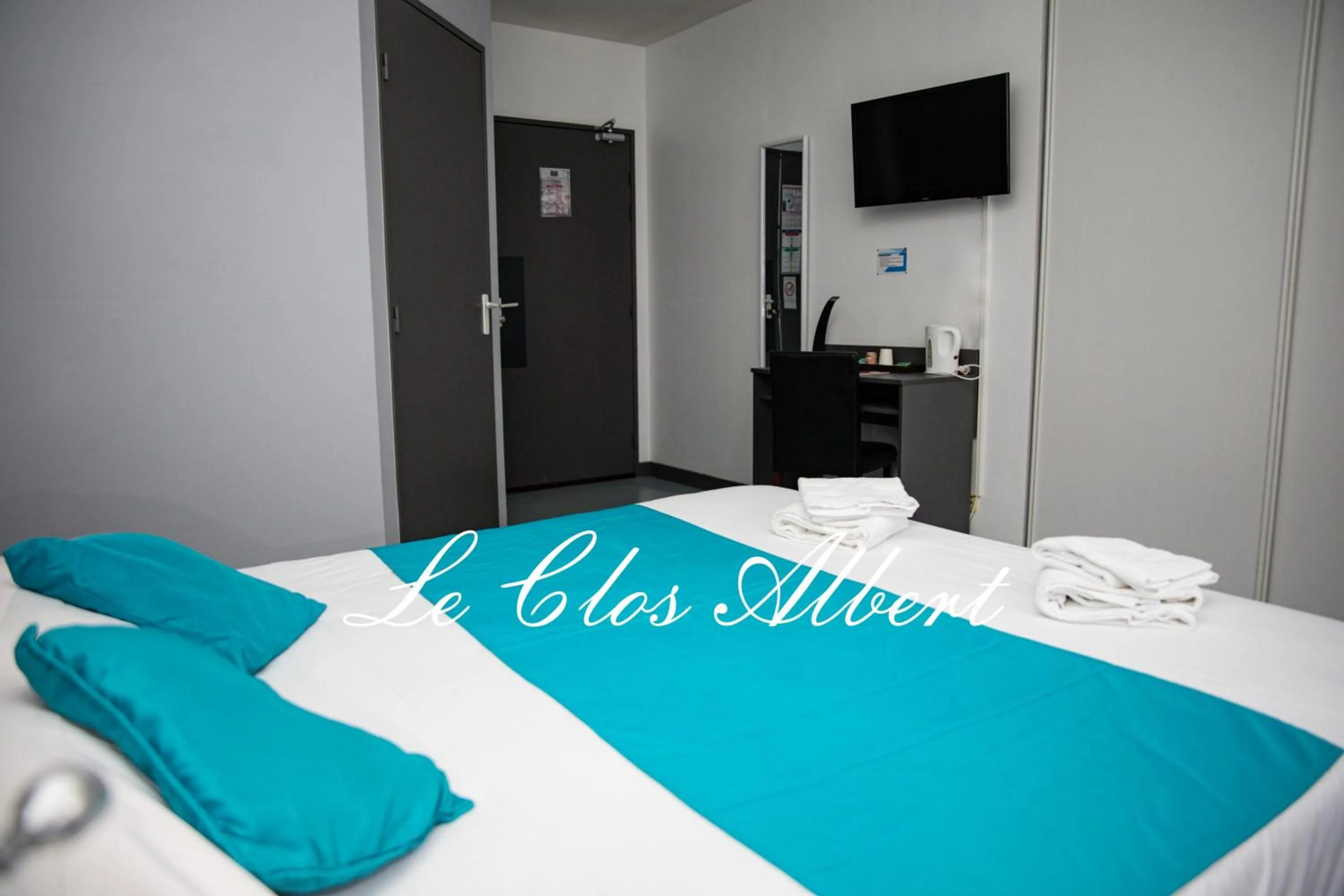 Photo of the whole room, Bed in Le Clos Albert