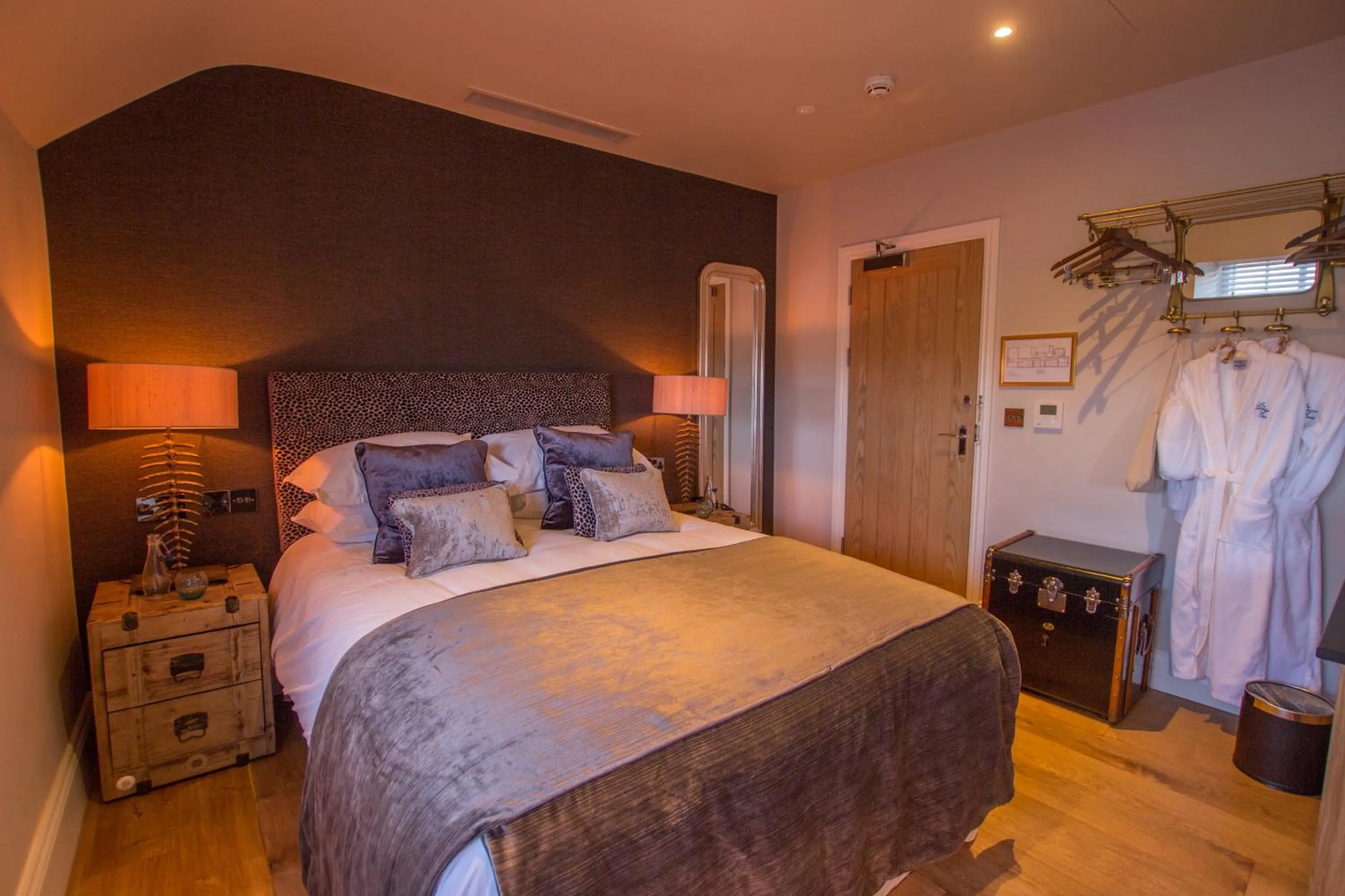 Bed in The Peacock at Barlow