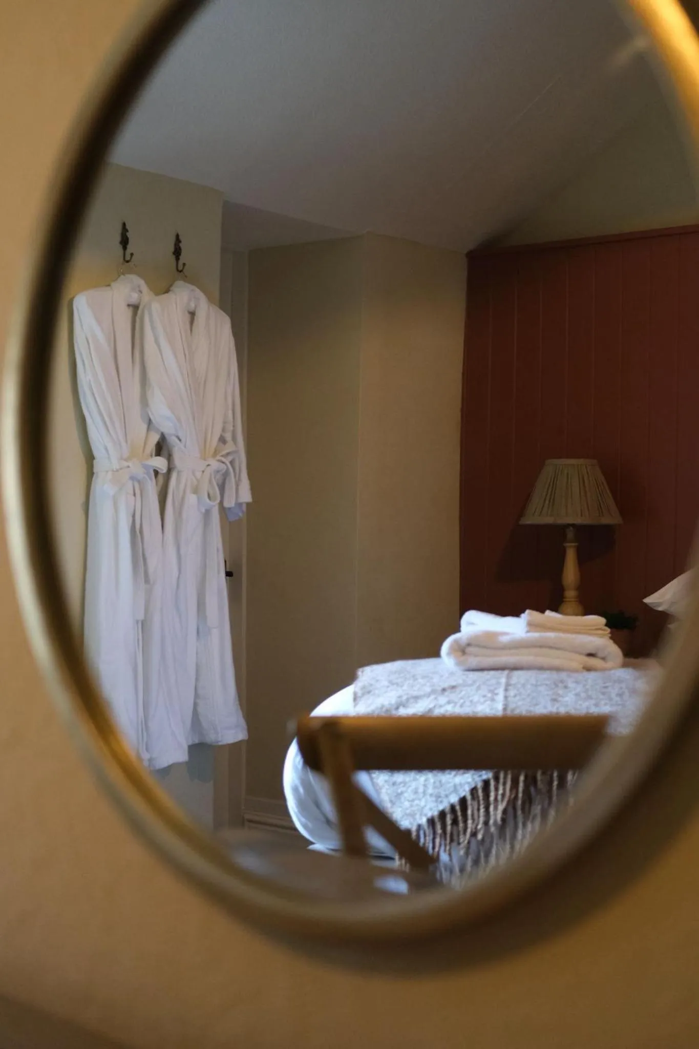 Bed in The Peacock at Barlow