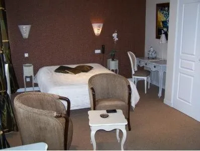 Photo of the whole room in Hôtel Restaurant Taillard