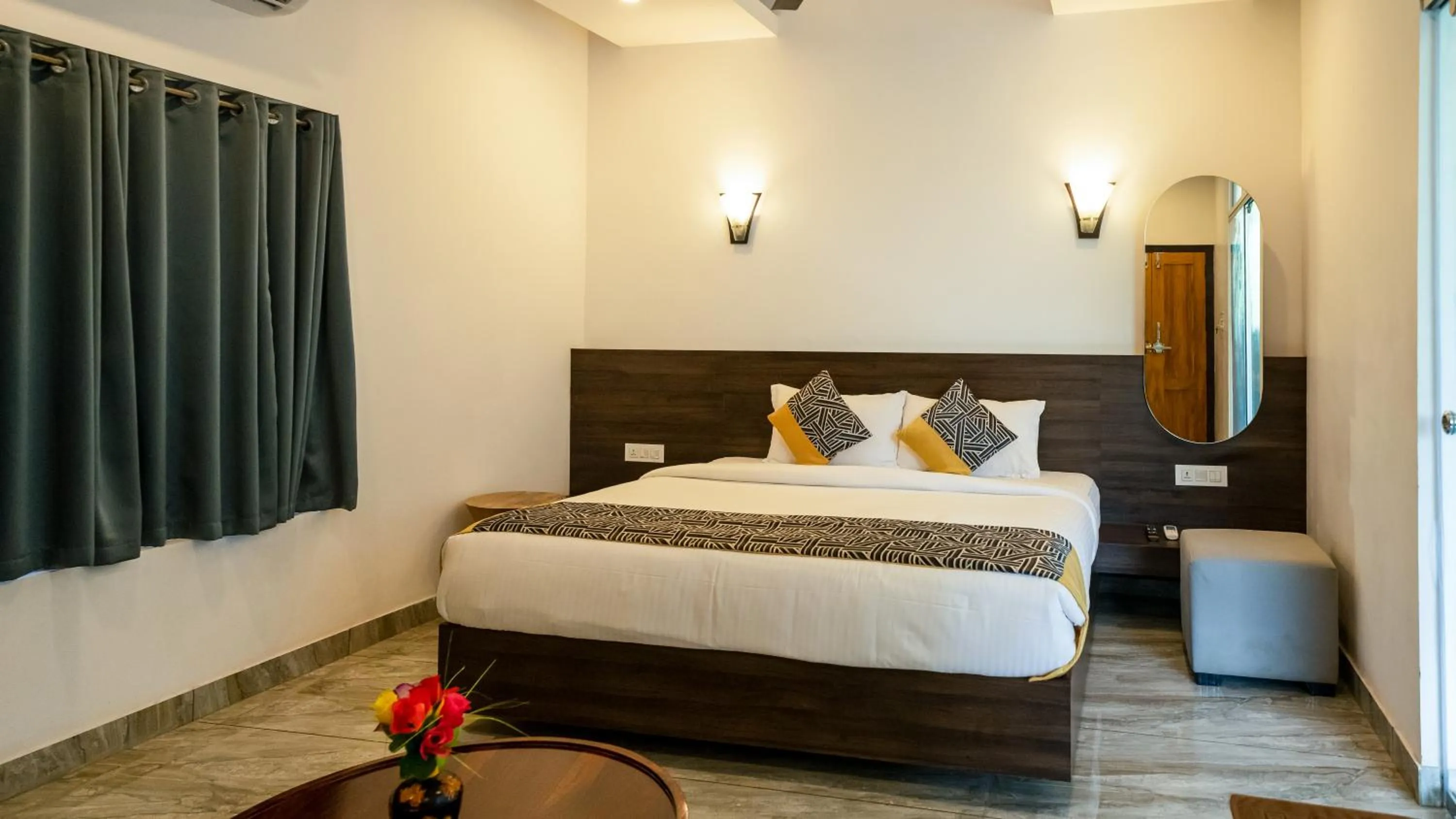 Photo of the whole room in Vythiri Holiday Resort, Wayanad