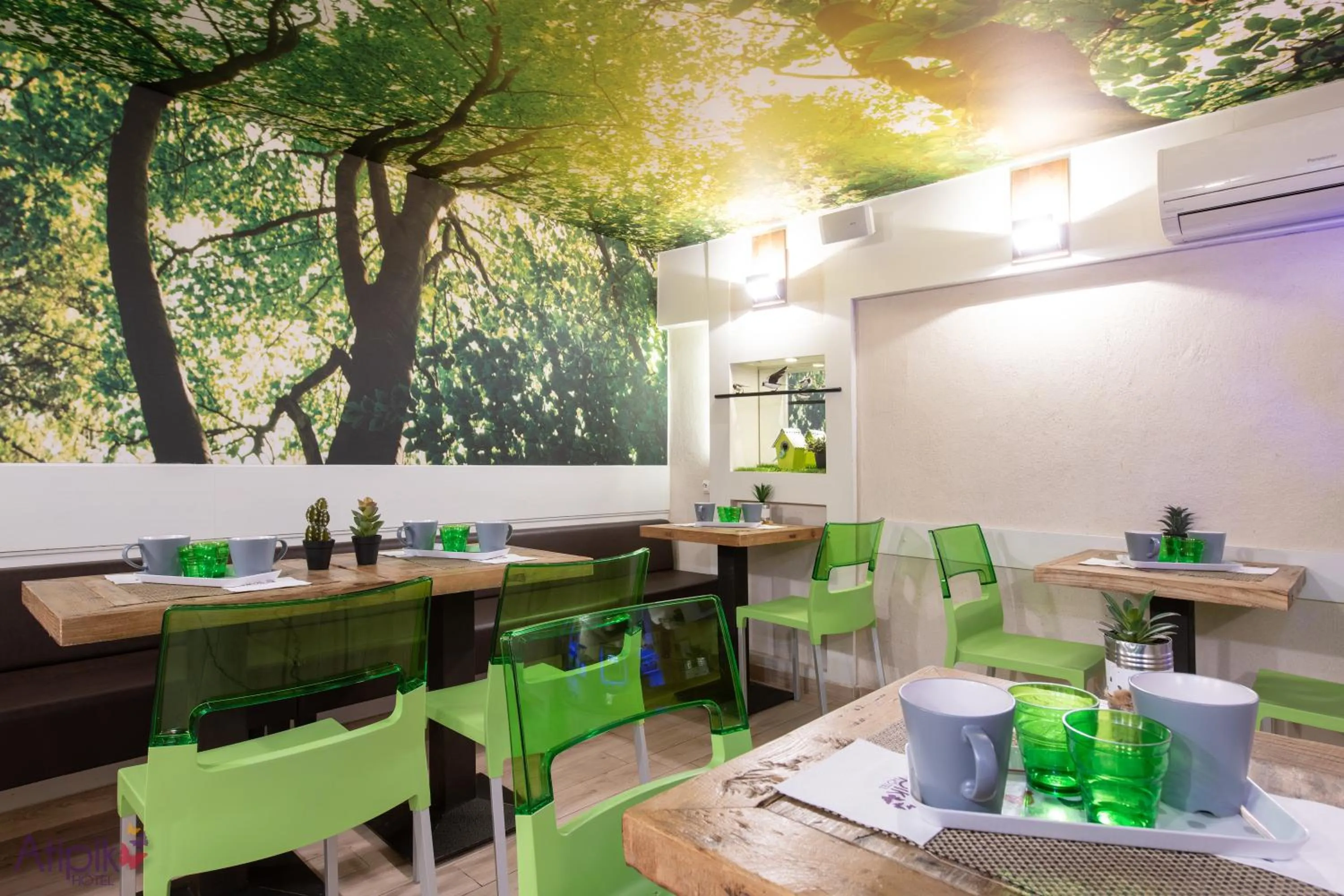 Breakfast in Atipik Hôtel