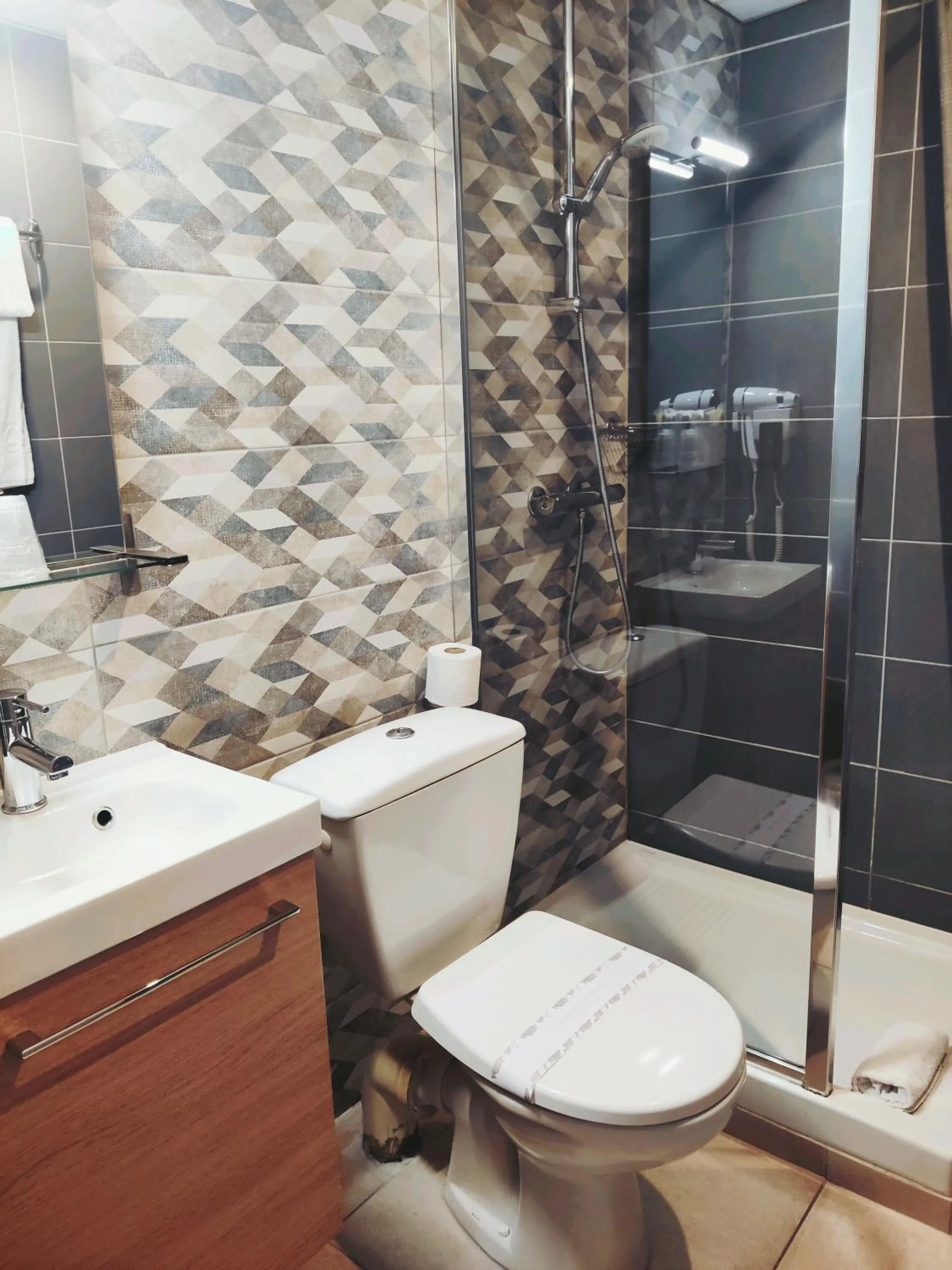 Toilet in Atipik Hôtel