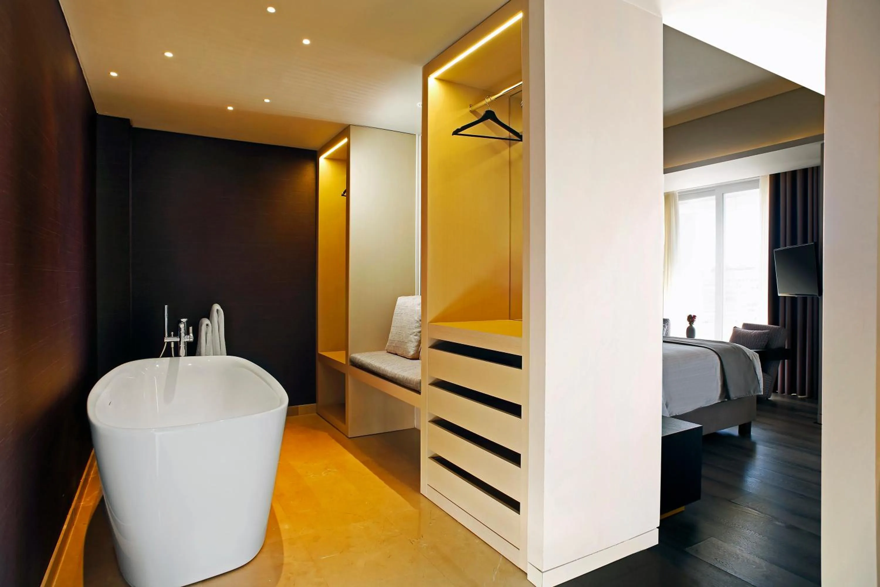 Bed in Hotel Lozenge