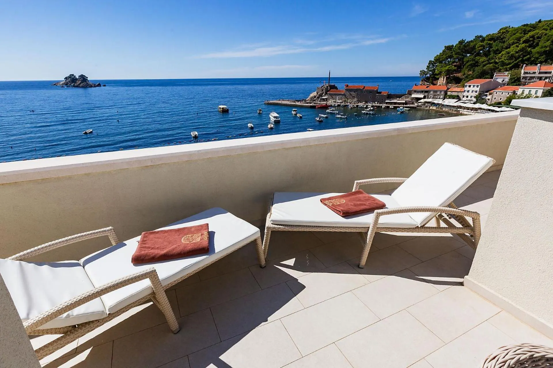 Balcony/Terrace in Hotel Riva by Aycon