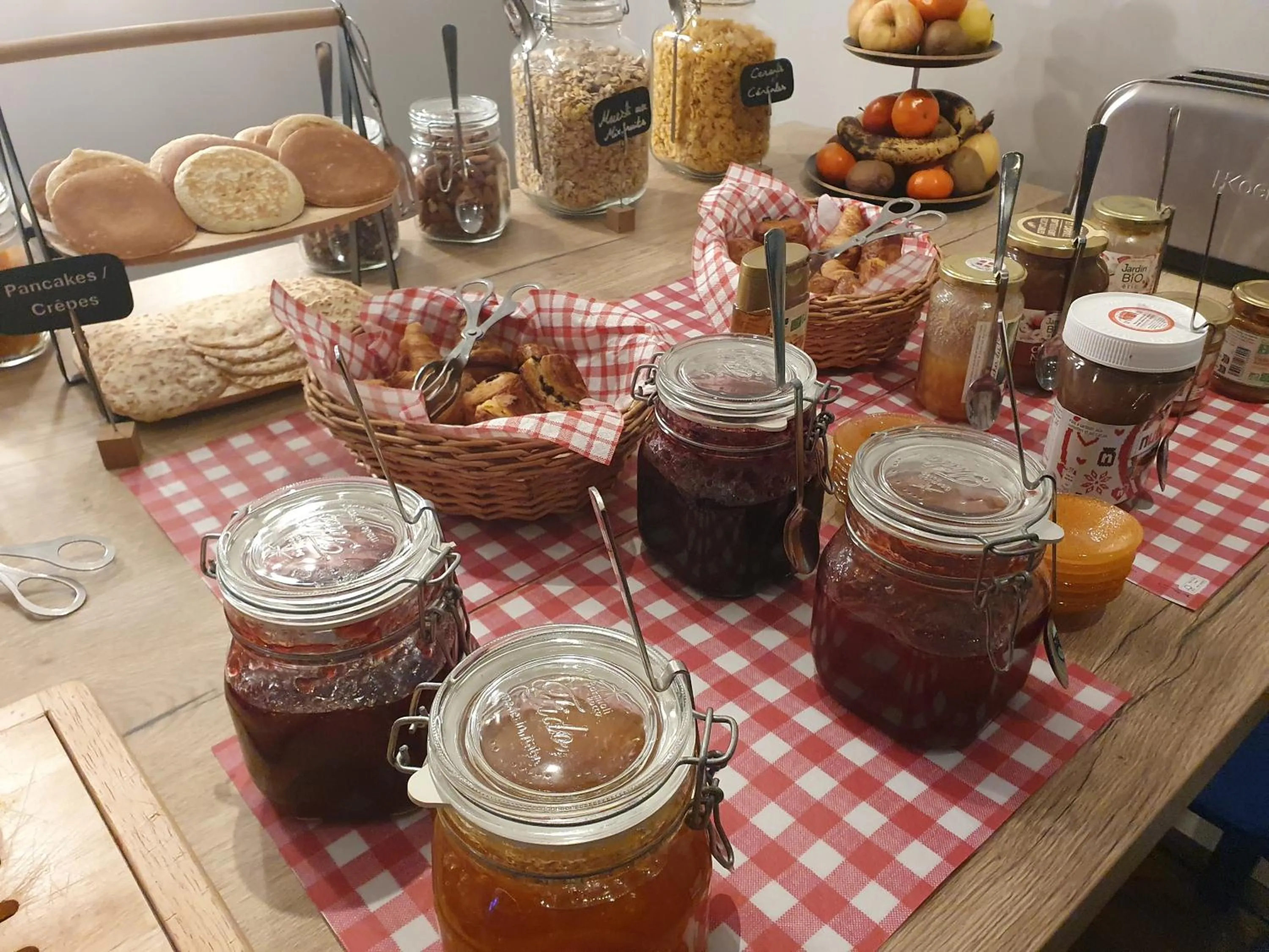 Food in Best Western Kobalt Annecy Nord - Epagny