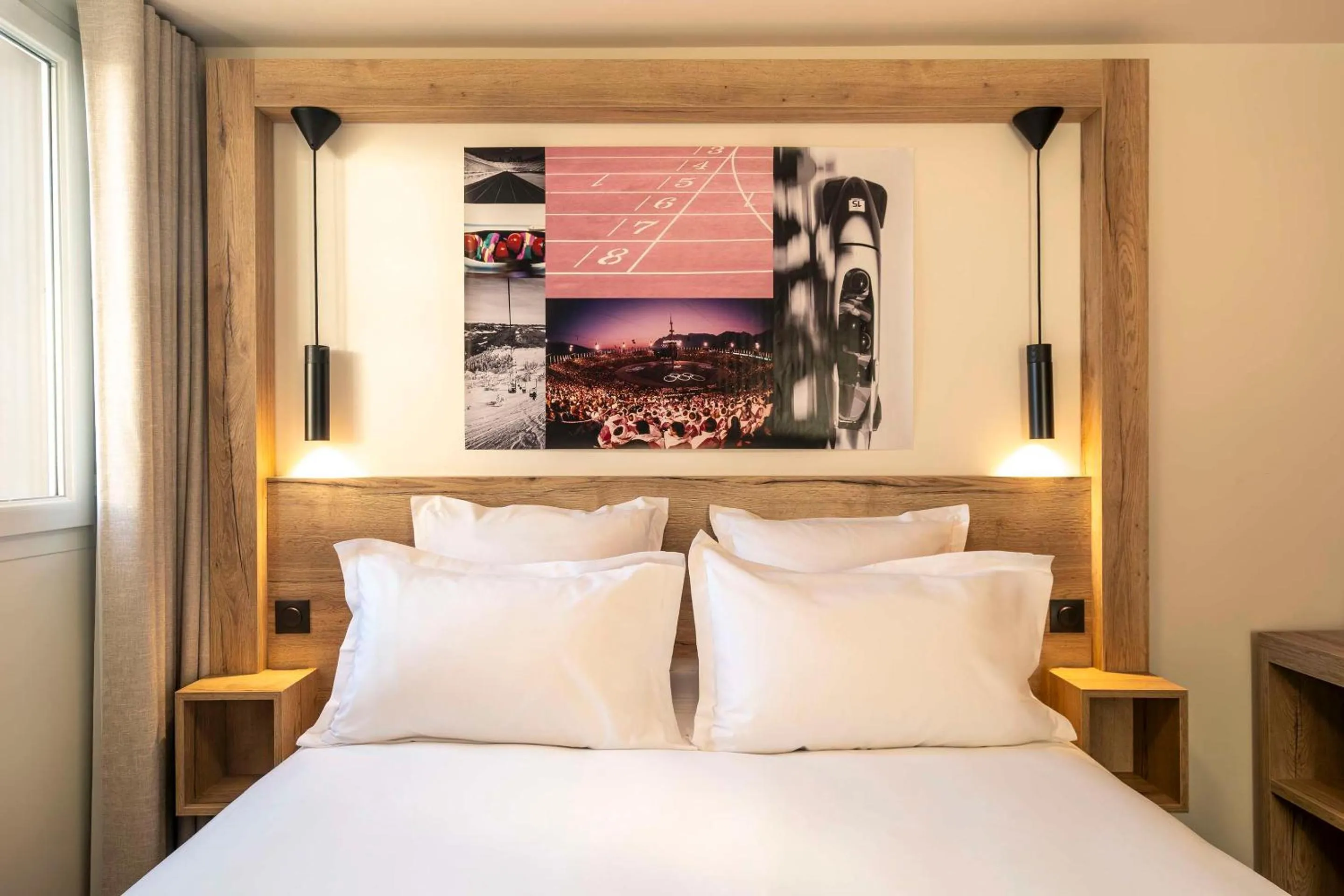 Bedroom, Bed in Best Western Kobalt Annecy Nord - Epagny