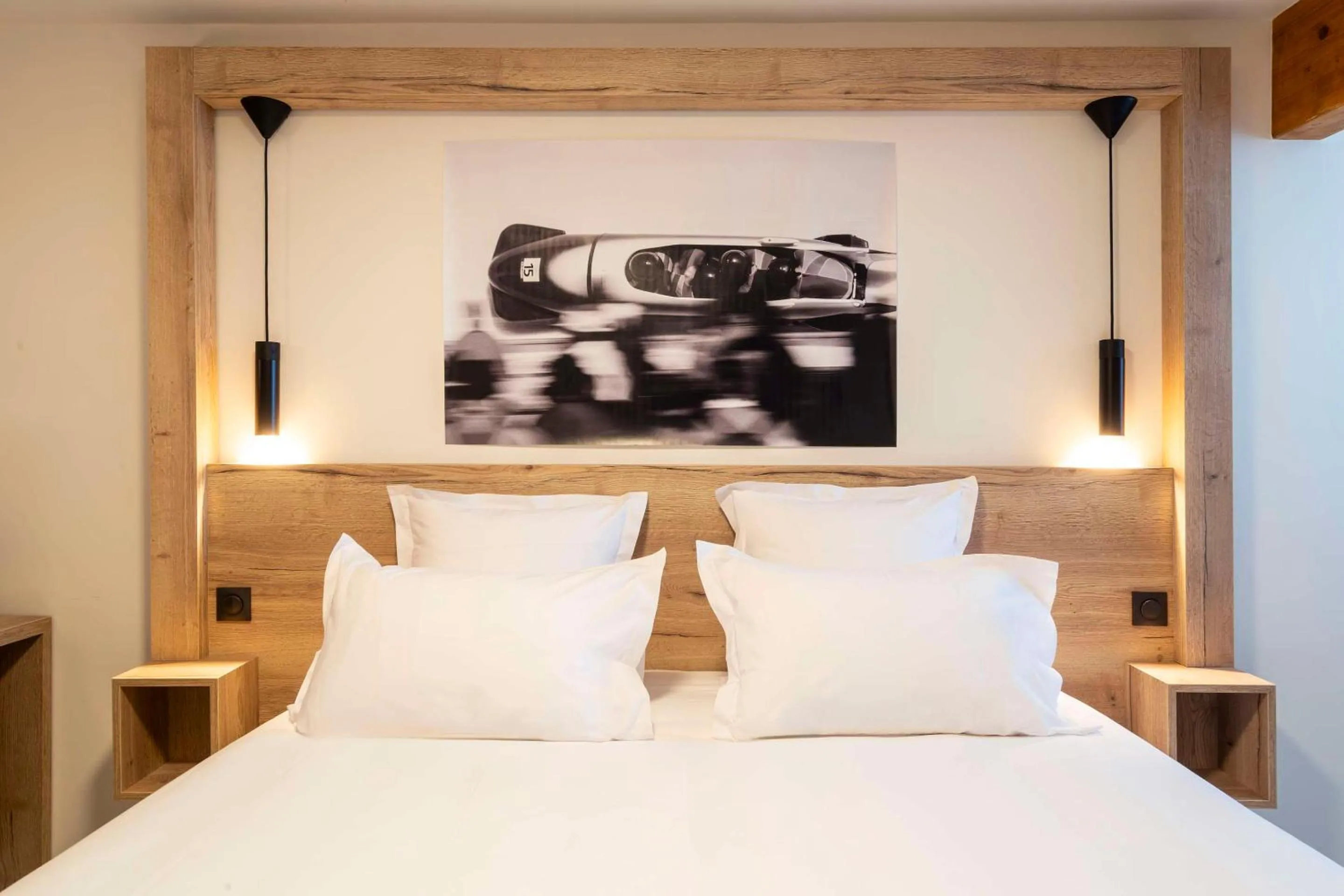 Bedroom, Bed in Best Western Kobalt Annecy Nord - Epagny