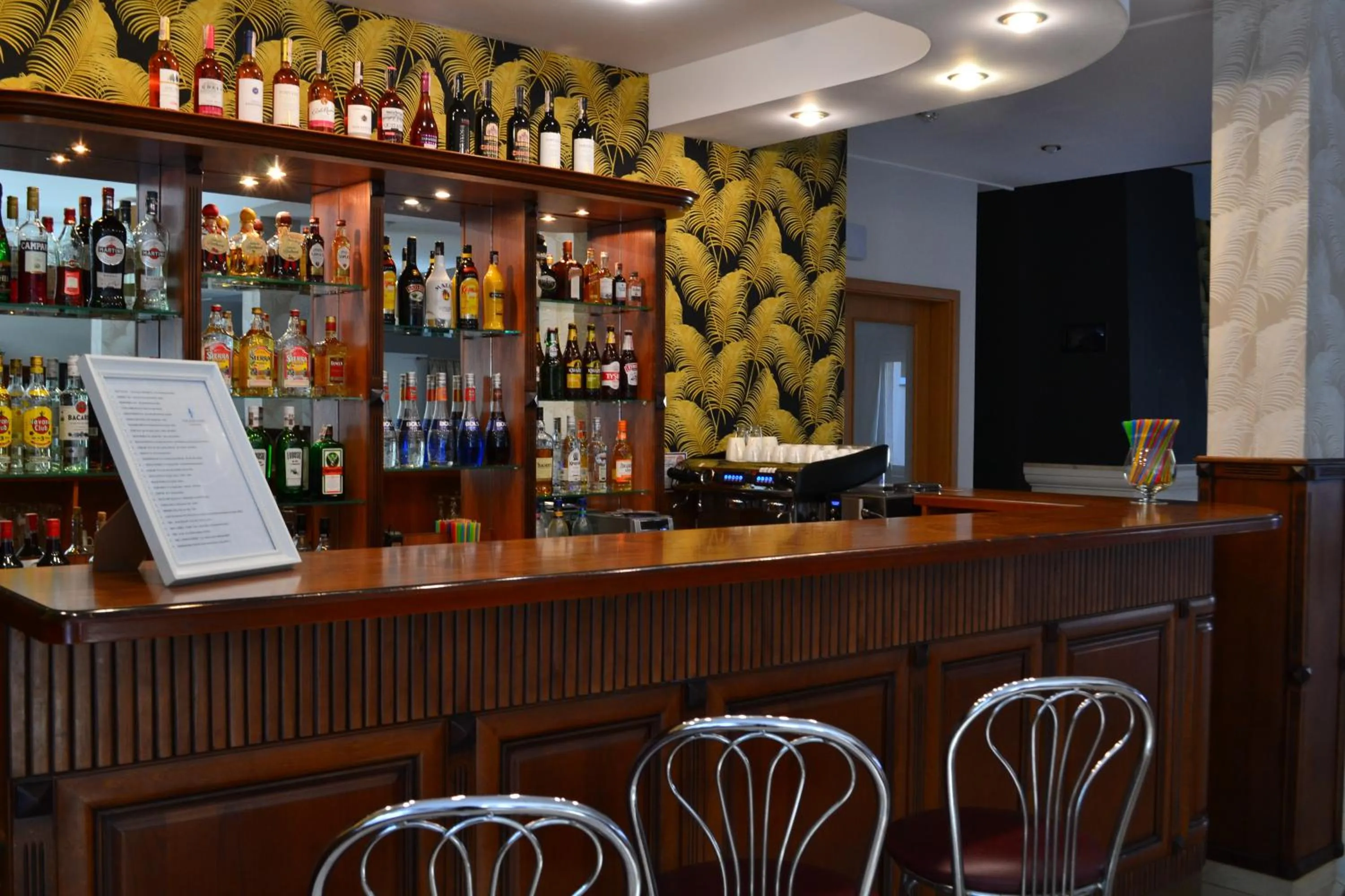 Lounge or bar in Paradiso Park