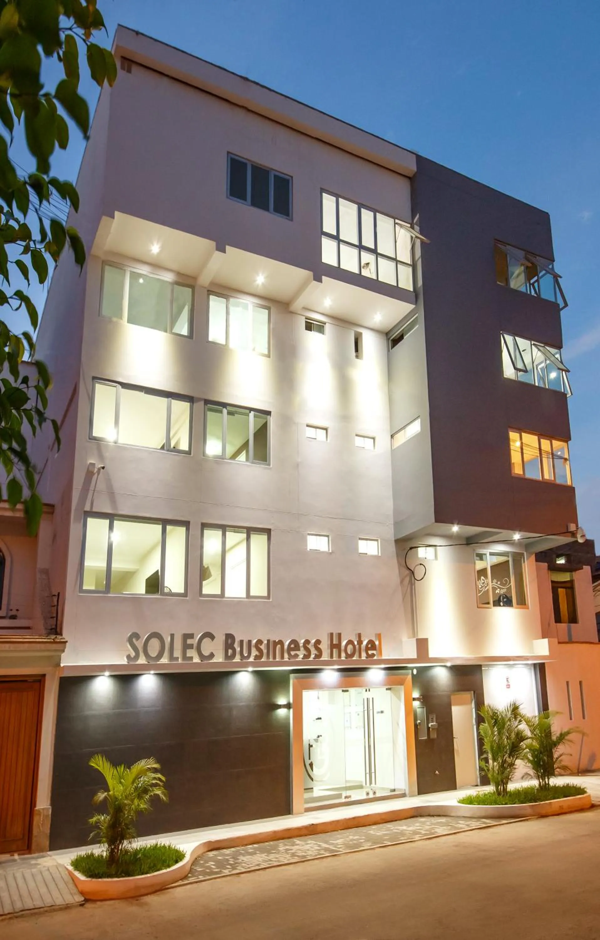 Facade/entrance in Hotel Solec