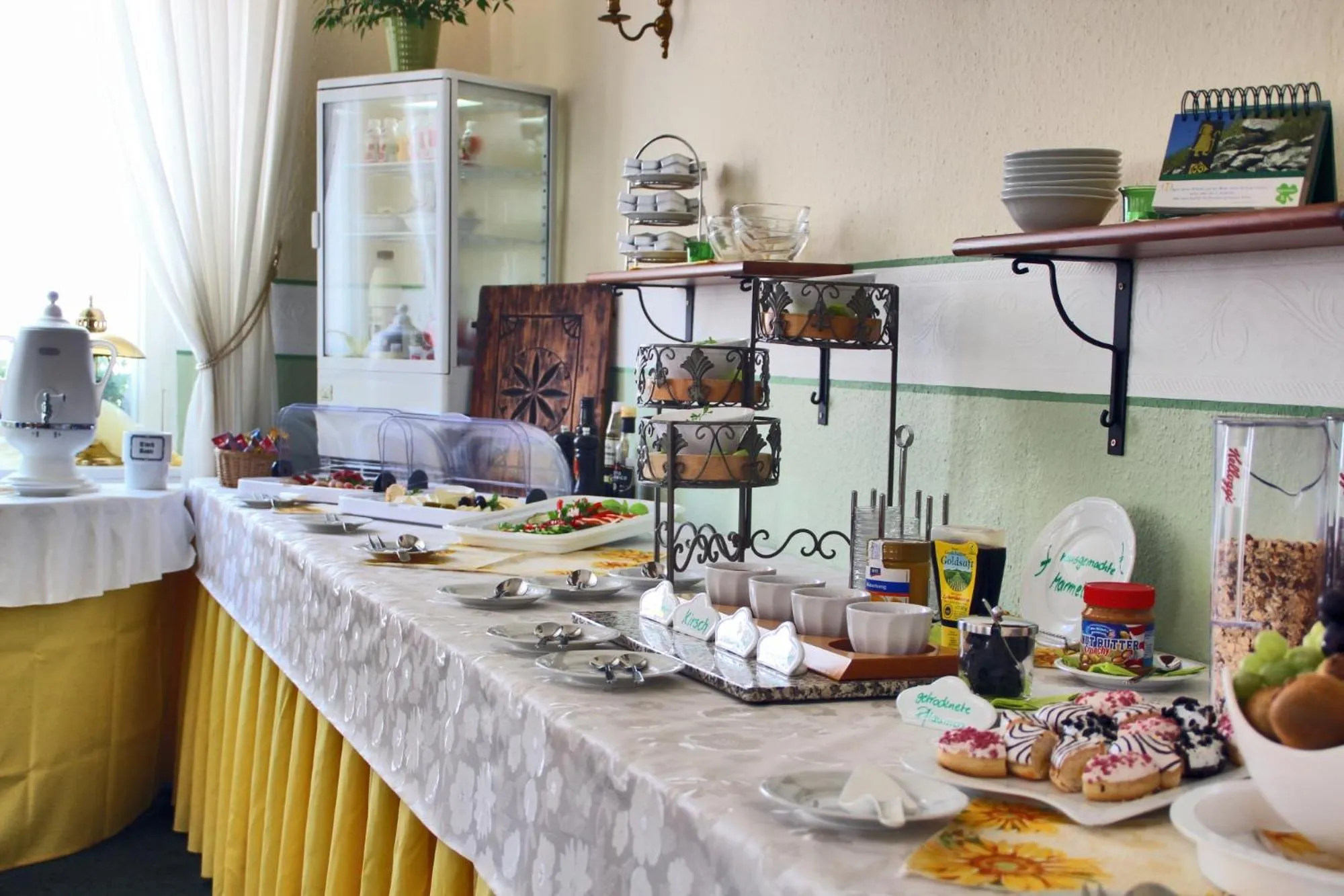 Buffet breakfast in Hotel Schwarzes Ross Siebenlehn