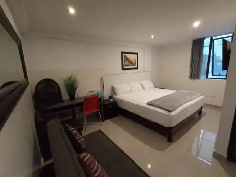 Queen Room in Hotel Venture Queen Room in Hotel Venture