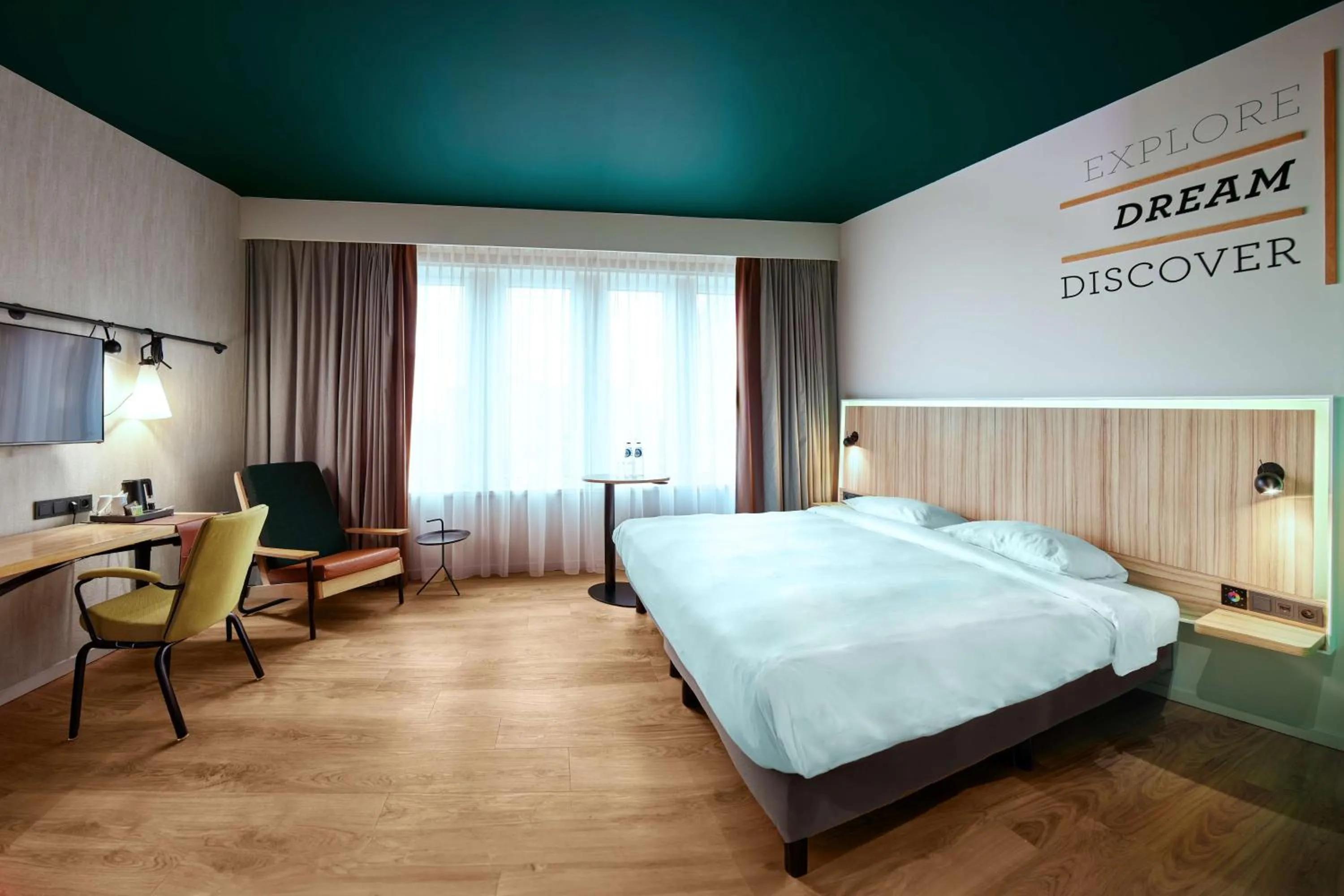 Bedroom, Bed in Park Inn By Radisson Brussels Airport