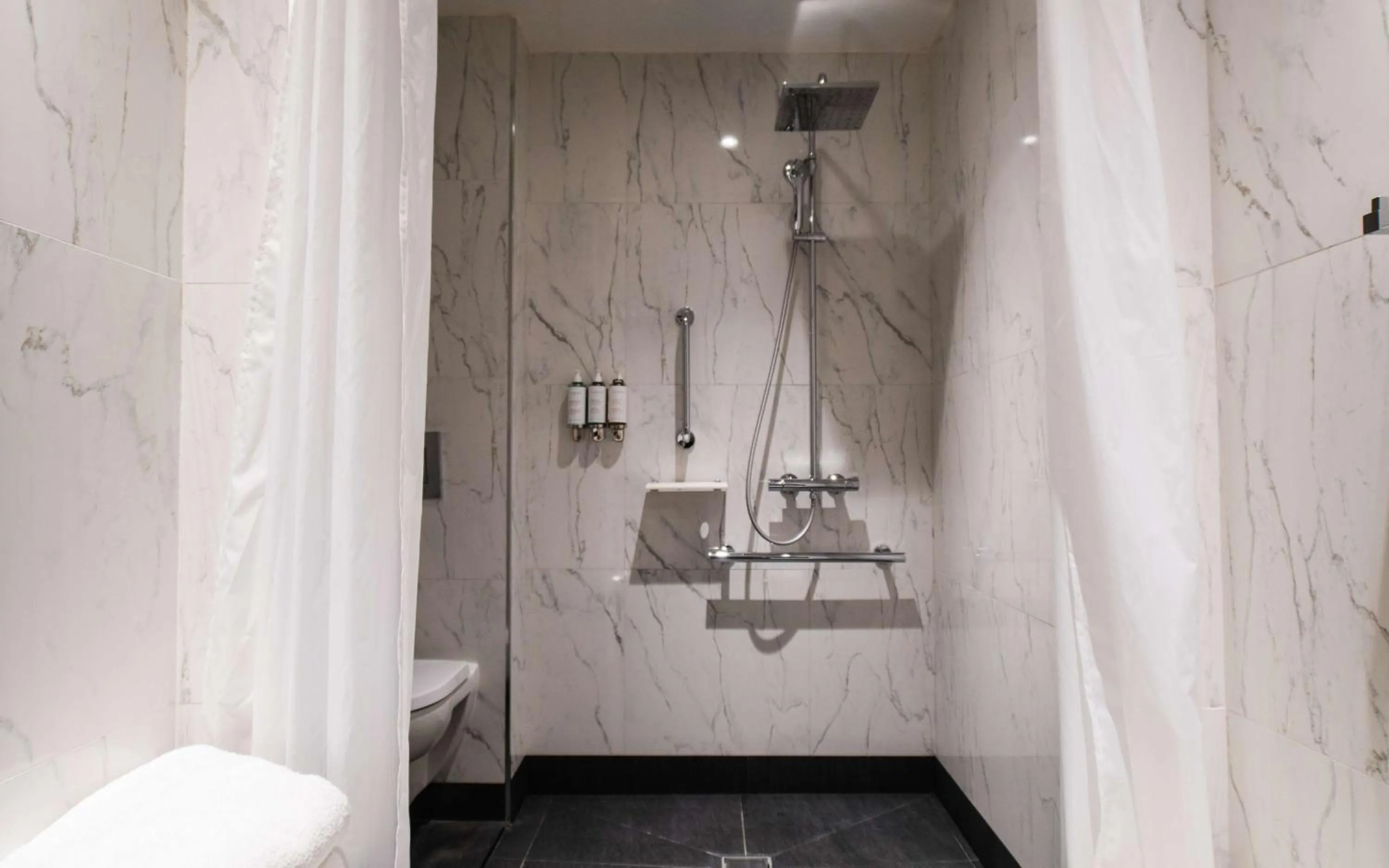 Bathroom in Maison Astor Paris, Curio Collection by Hilton