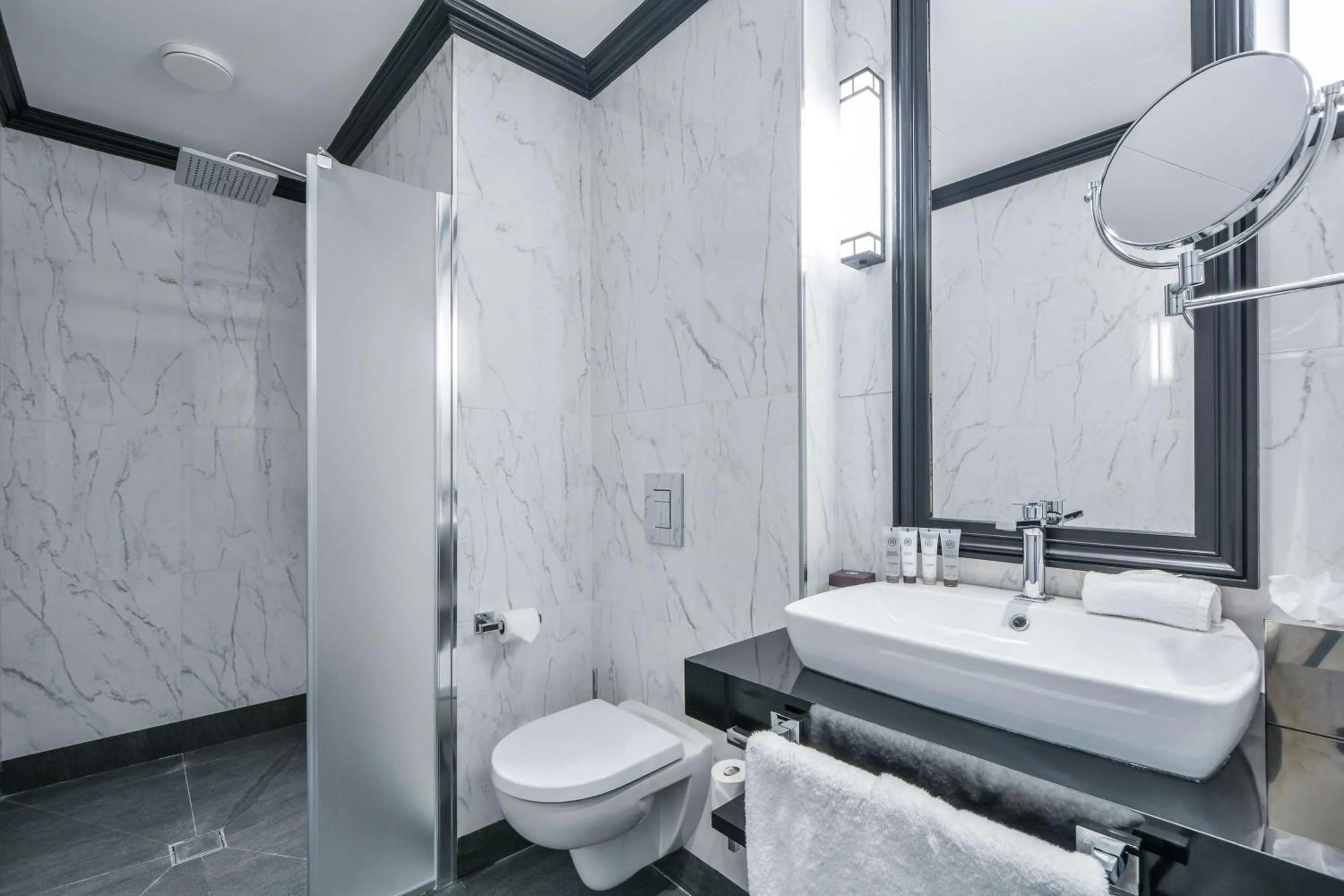 Bathroom in Maison Astor Paris, Curio Collection by Hilton