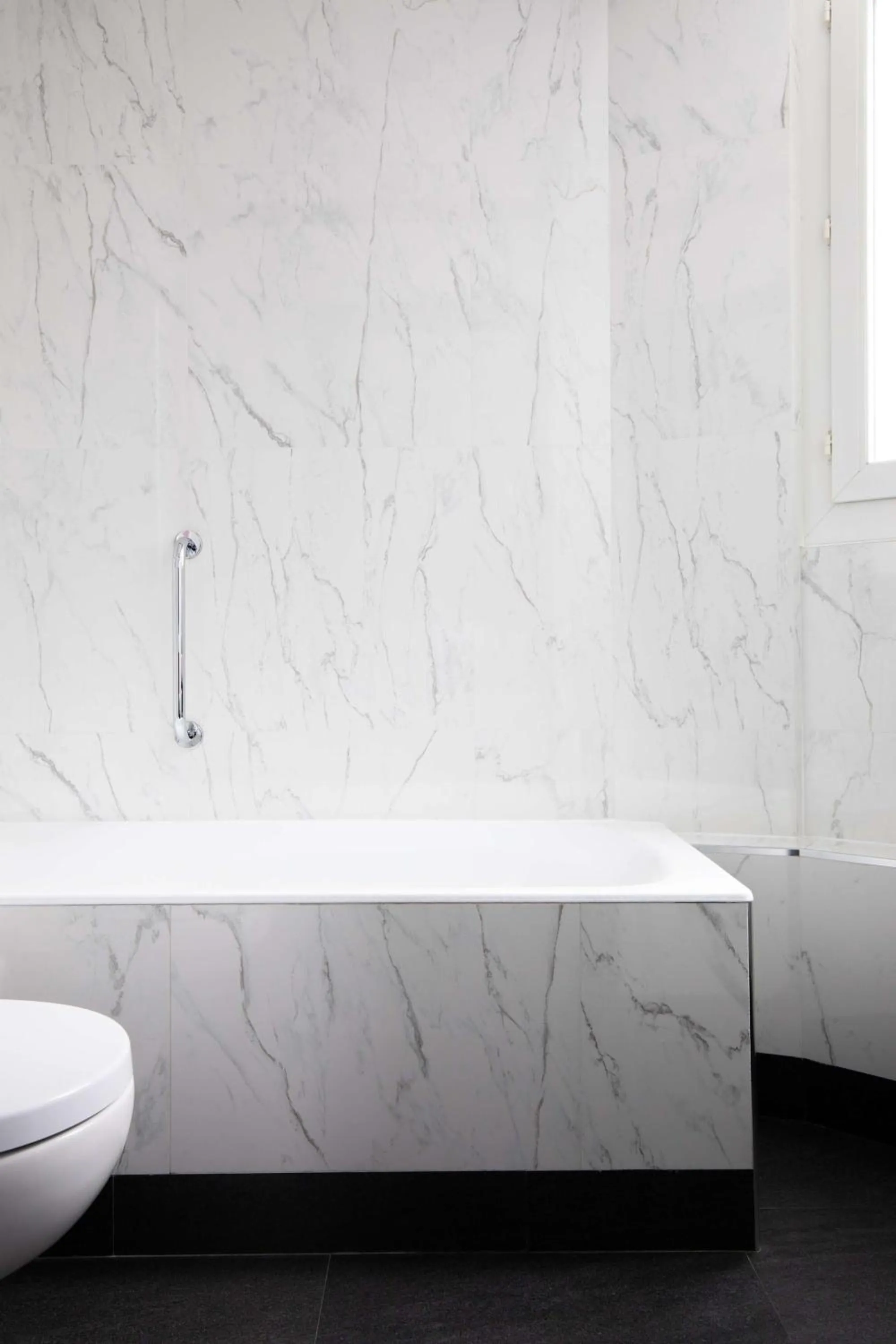 Bathroom in Maison Astor Paris, Curio Collection by Hilton