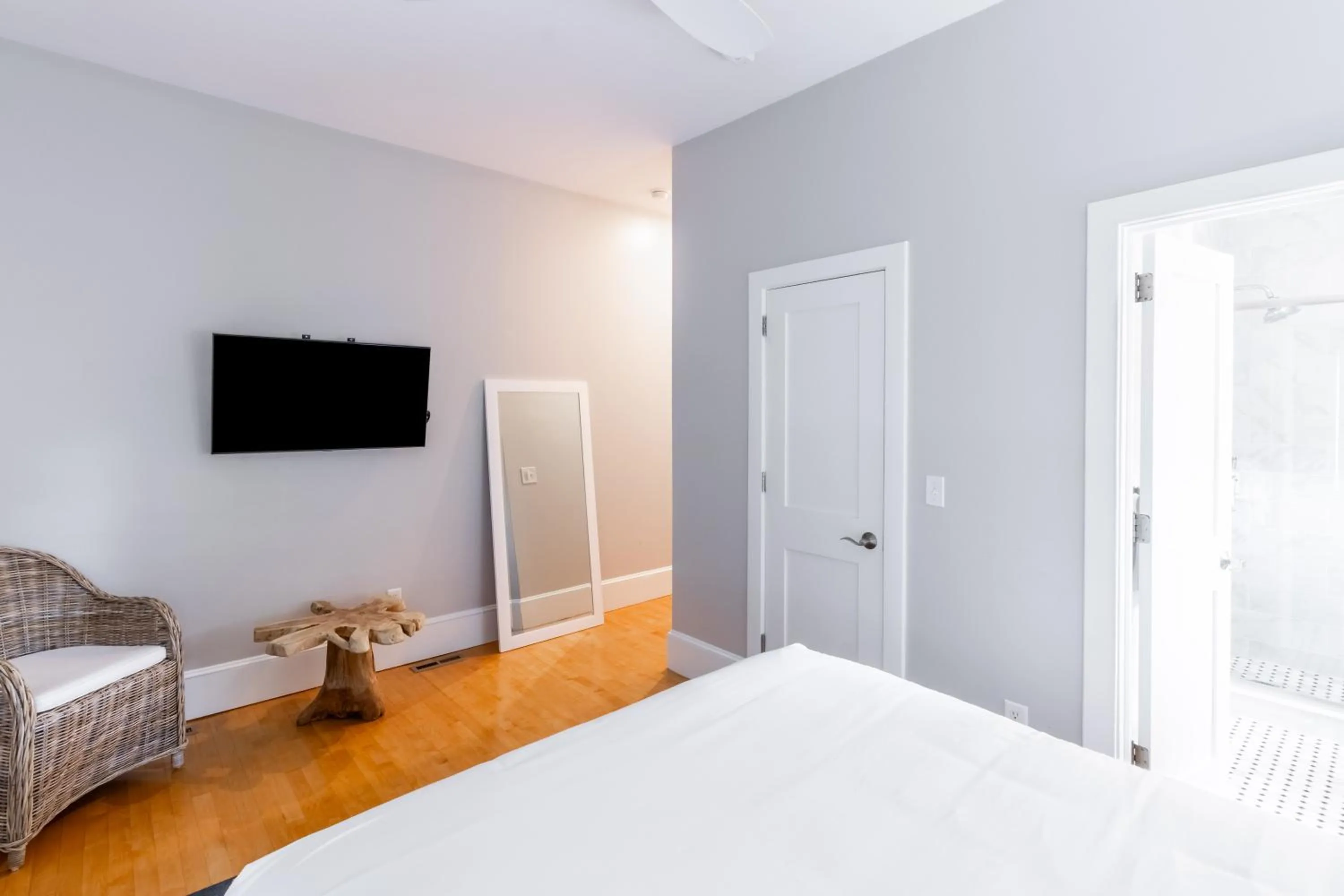 Bed in The Newport Lofts - 194 Thames Street