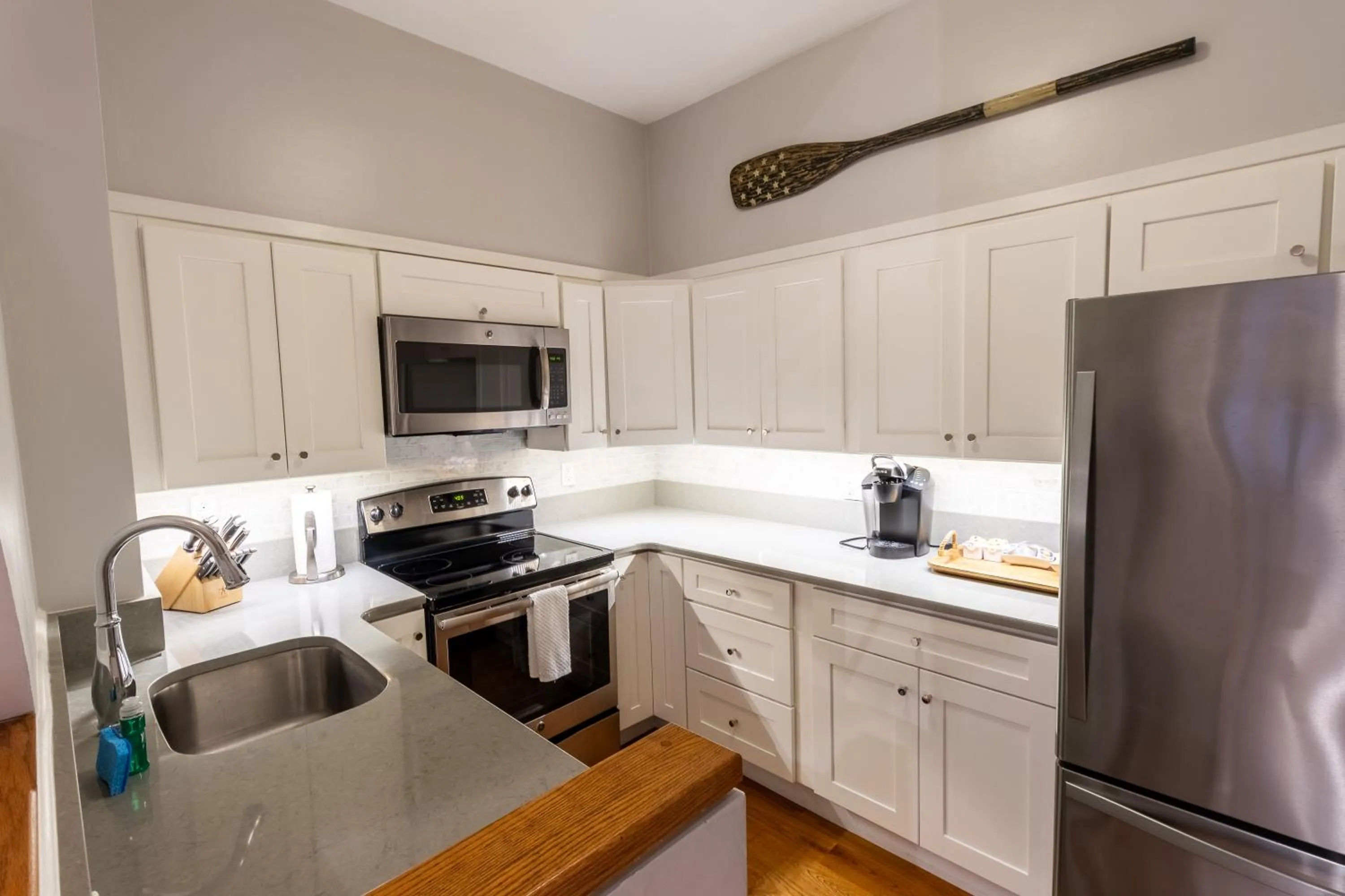 The Newport Lofts - 194 Thames Street